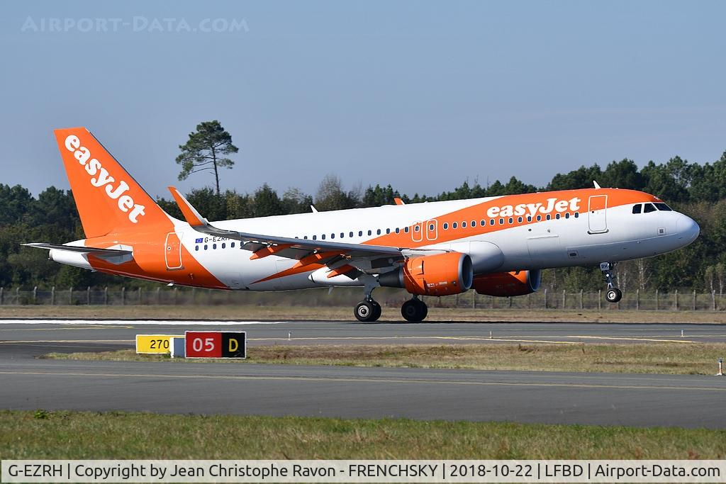 G-EZRH, 2017 Airbus A320-214 C/N 7730, U27456 from Palma de Mallorca (PMI) landing runway 05