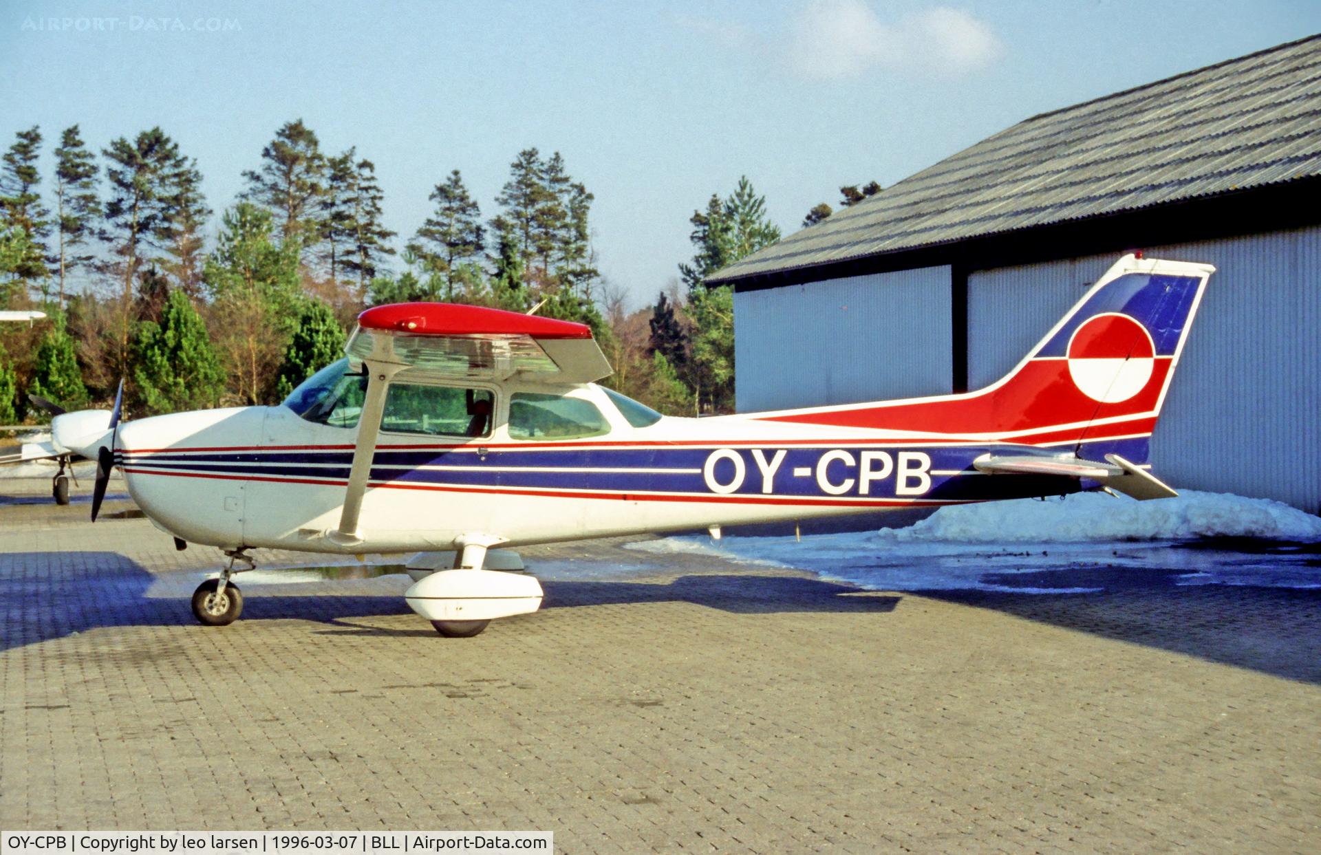 OY-CPB, 1980 Cessna 172N C/N 17272960, Billund 7.3.1996