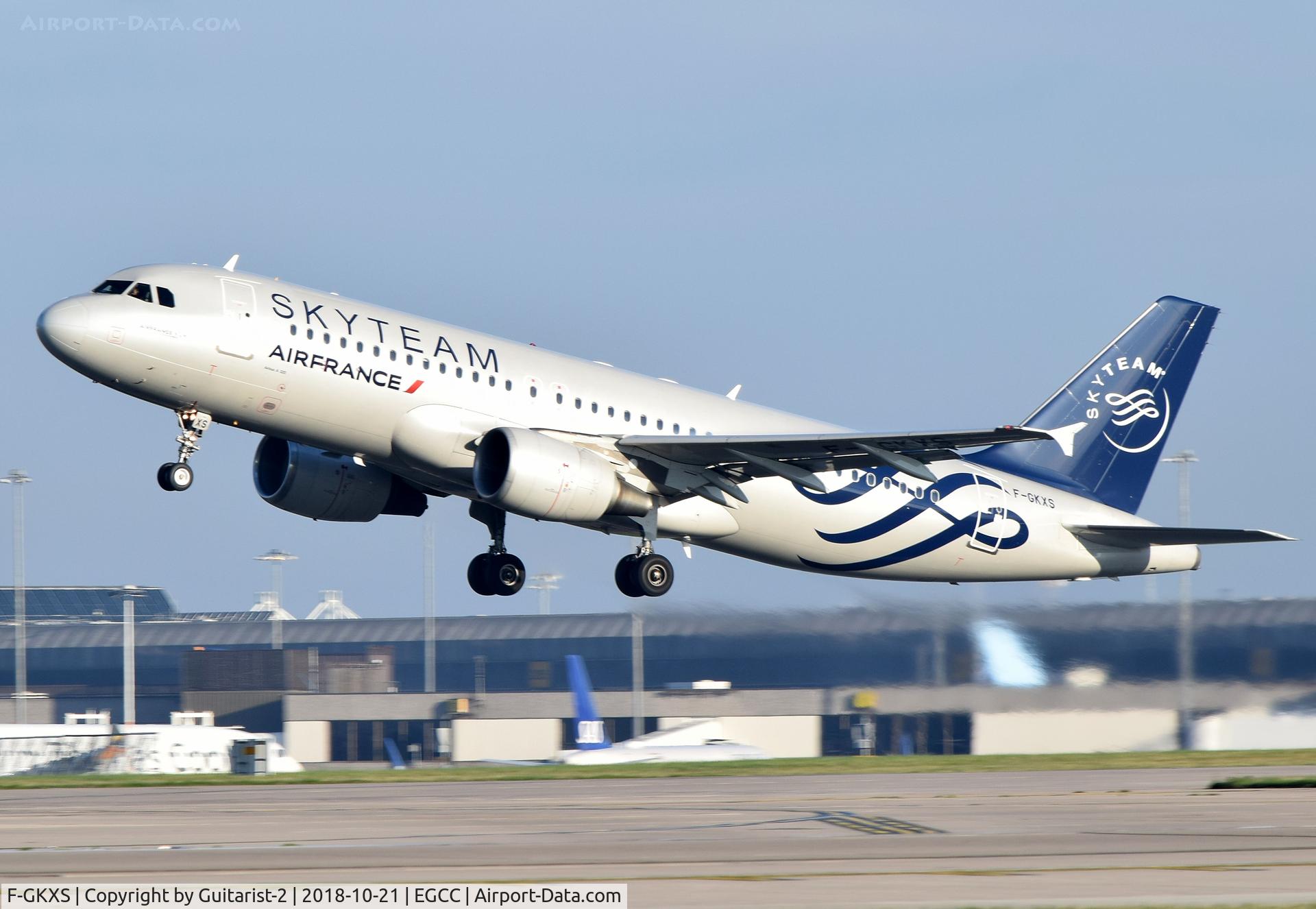 F-GKXS, 2009 Airbus A320-214 C/N 3825, At Manchester