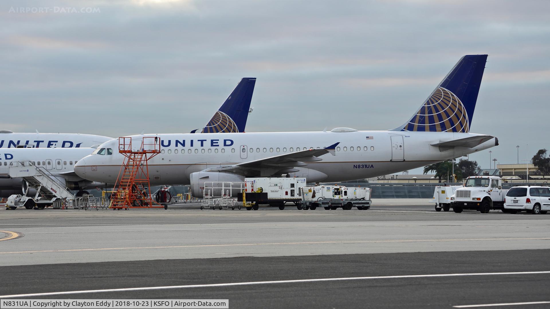 N831UA, 2000 Airbus A319-131 C/N 1291, SFO 2018.