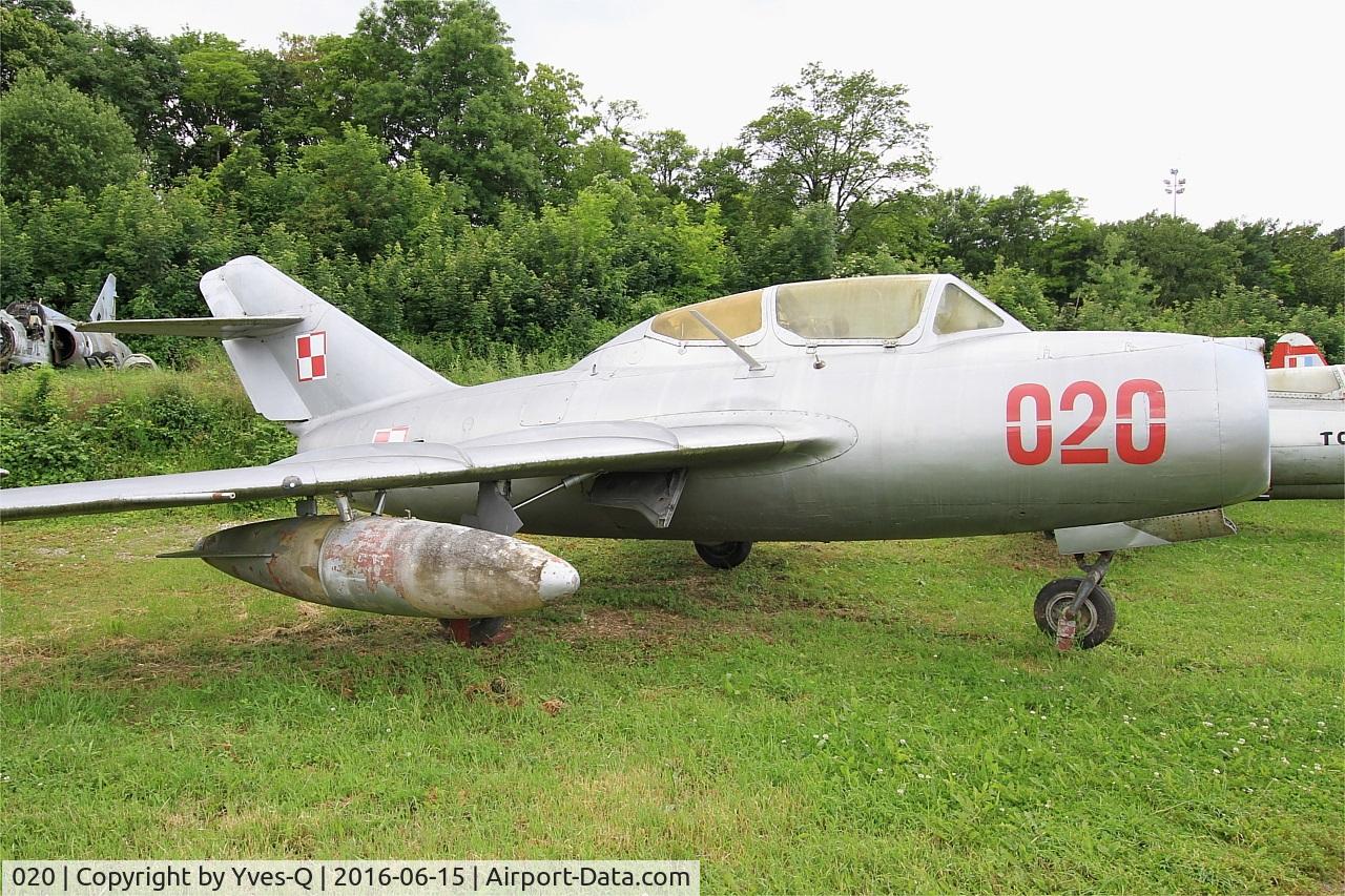 020, PZL-Mielec SBLim-2M (MiG-15UTI) C/N 1A07020, PZL-Mielec SBLim-2M (MiG-15UTI), Savigny-Les Beaune Museum
