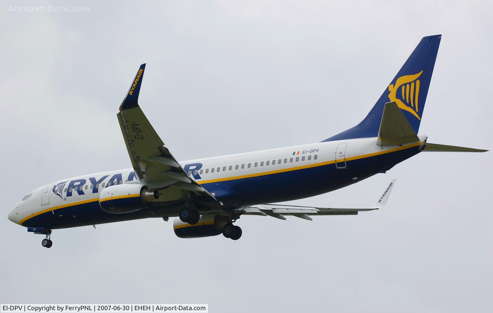 EI-DPV, 2007 Boeing 737-8AS C/N 35551, Ryanair B738 on short finals.