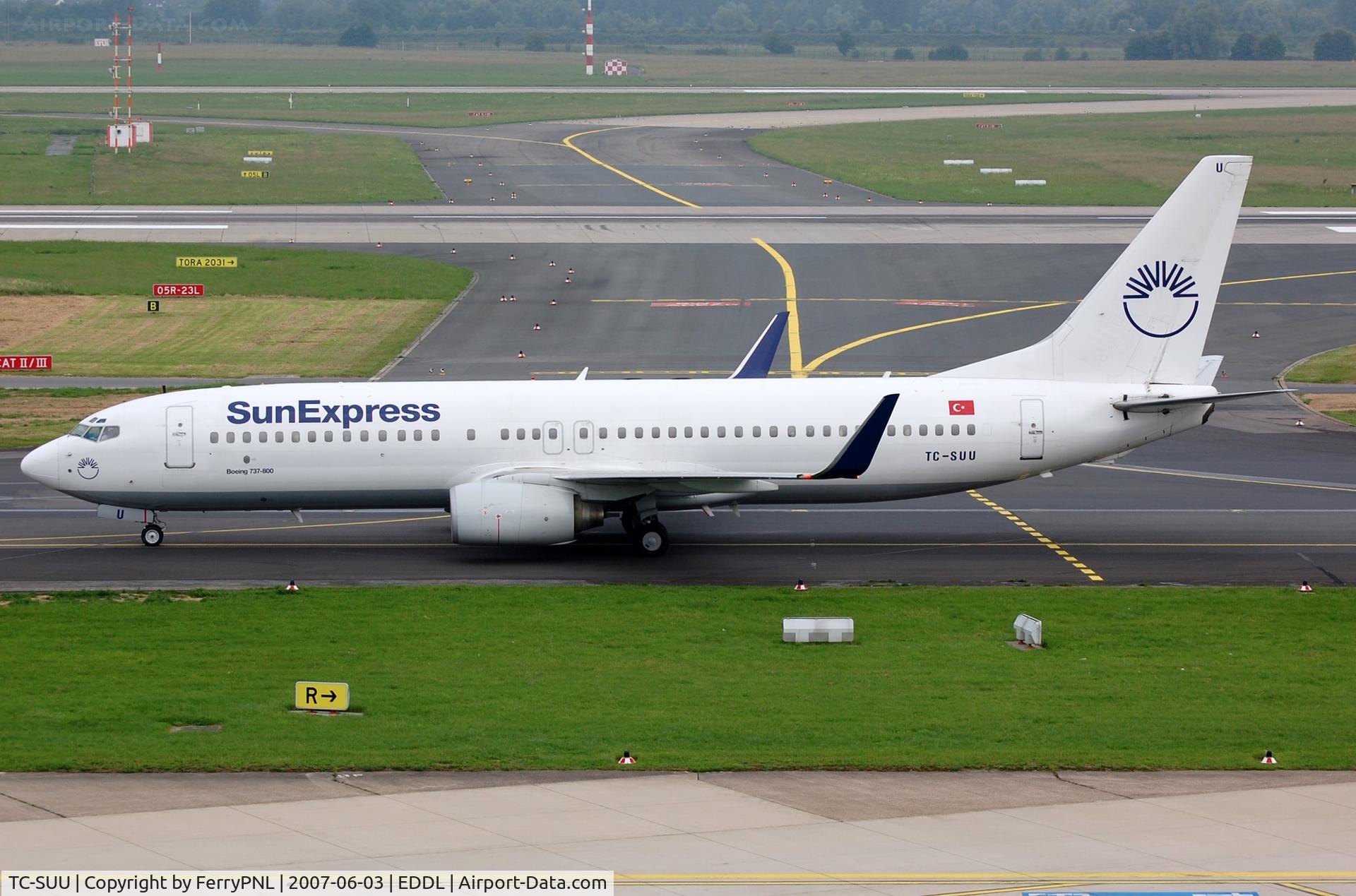 TC-SUU, 2001 Boeing 737-86Q C/N 30274, SunExpress B738 in former outfit.