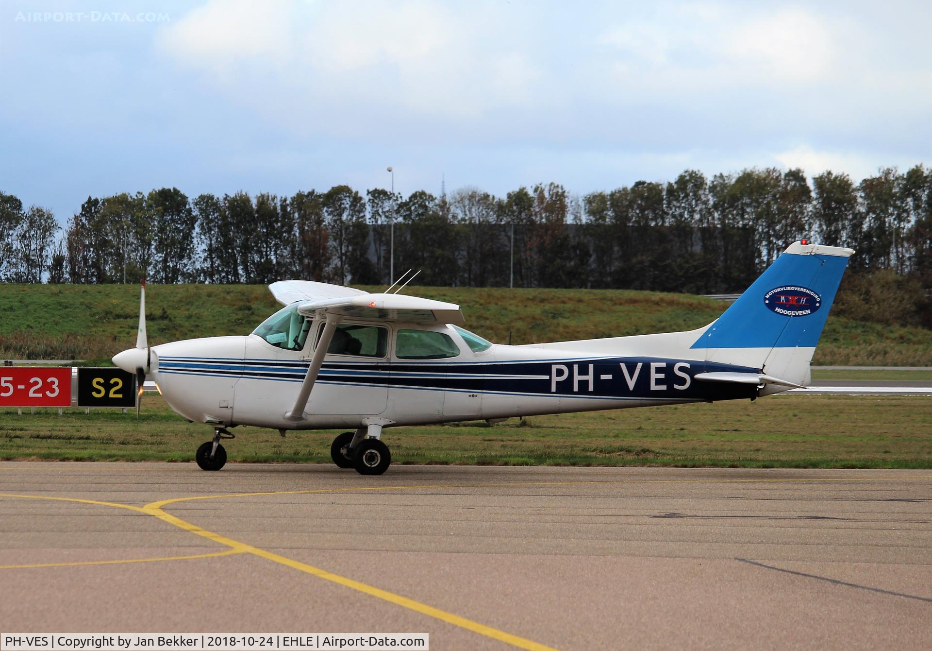 PH-VES, Reims F172P C/N 2063, Lelystad Airport