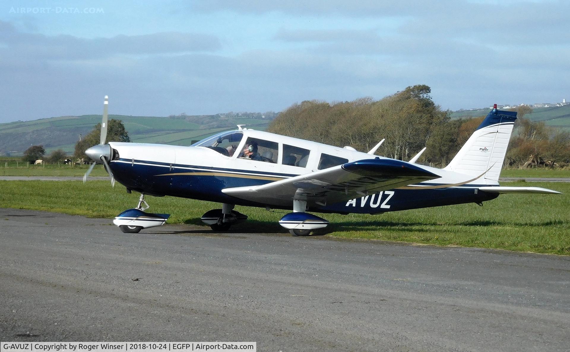 G-AVUZ, 1967 Piper PA-32-300 Cherokee Six Cherokee Six C/N 32-40302, Visiting Cherokee Six.