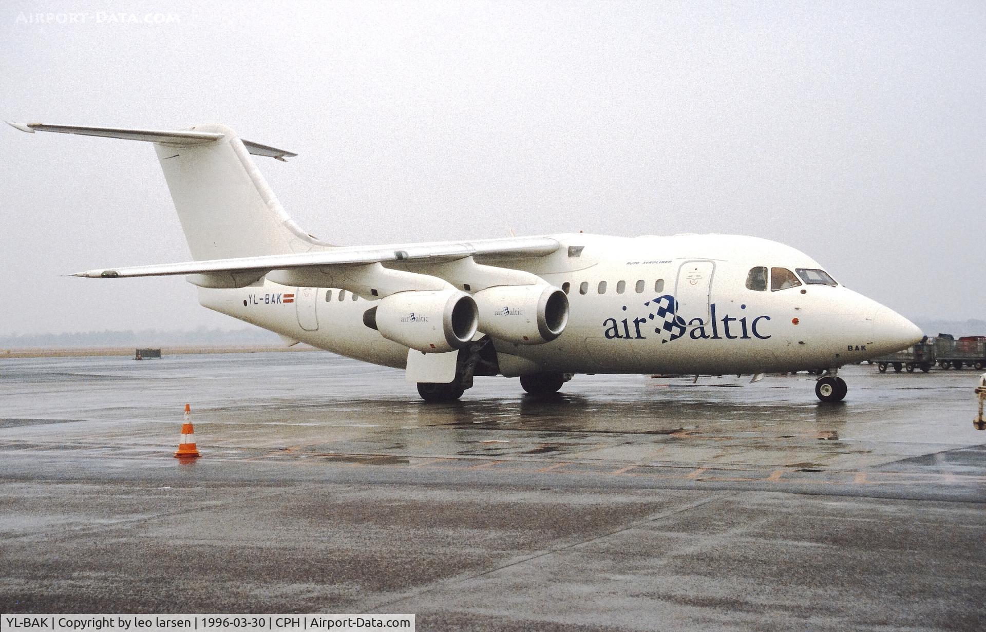 YL-BAK, 1993 British Aerospace Avro 146-RJ70 C/N E1223, Copenhagen 30.3.1996