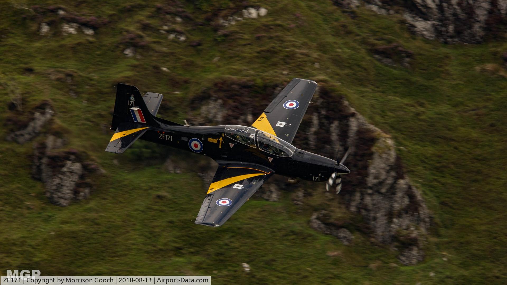 ZF171, 1989 Short S-312 Tucano T1 C/N S023/T23, Taken on CAD West at the Mach Loop