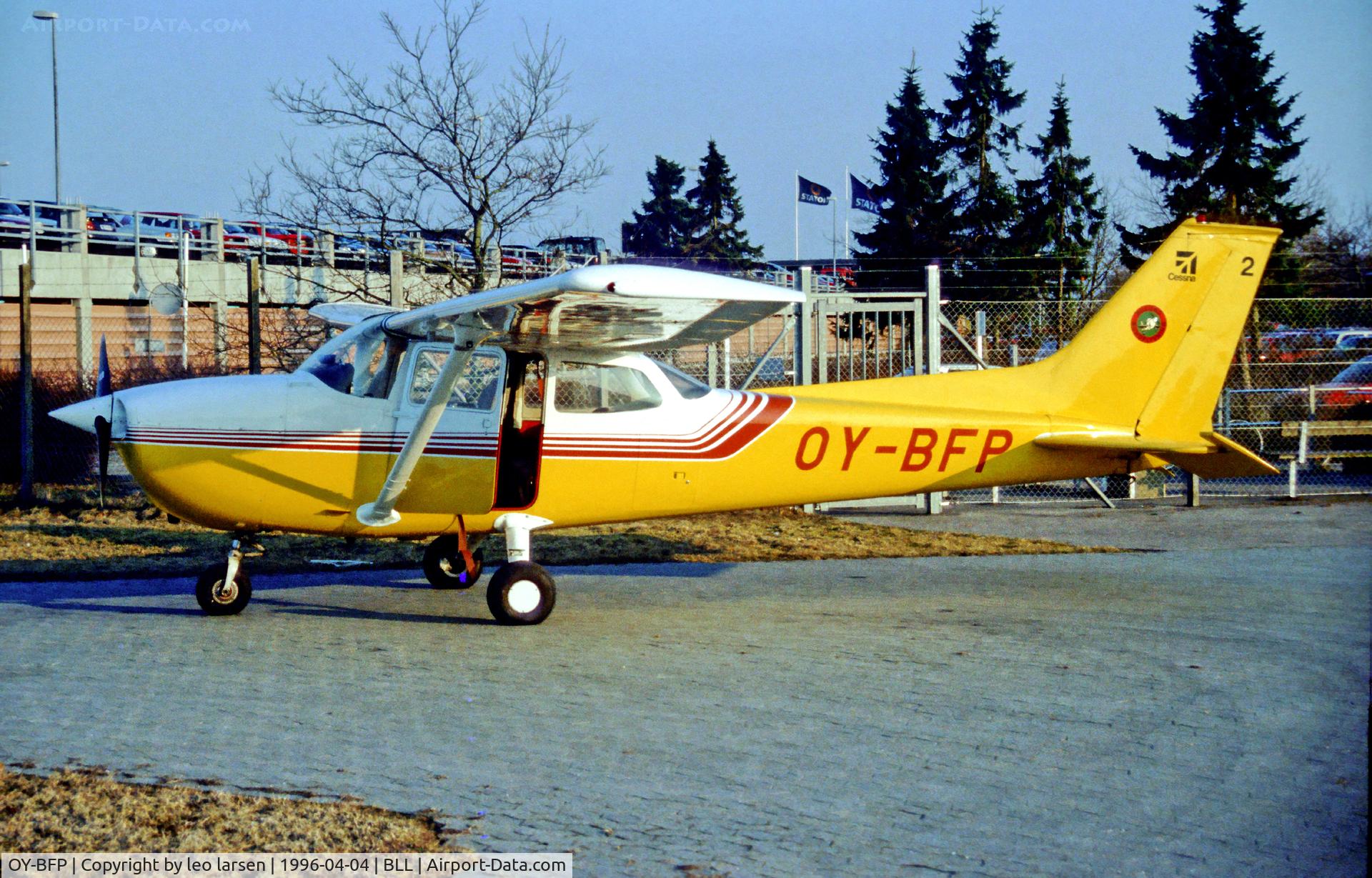 OY-BFP, 1974 Reims Cessna F172M Skyhawk C/N F17201104, Billund 4.4.1996