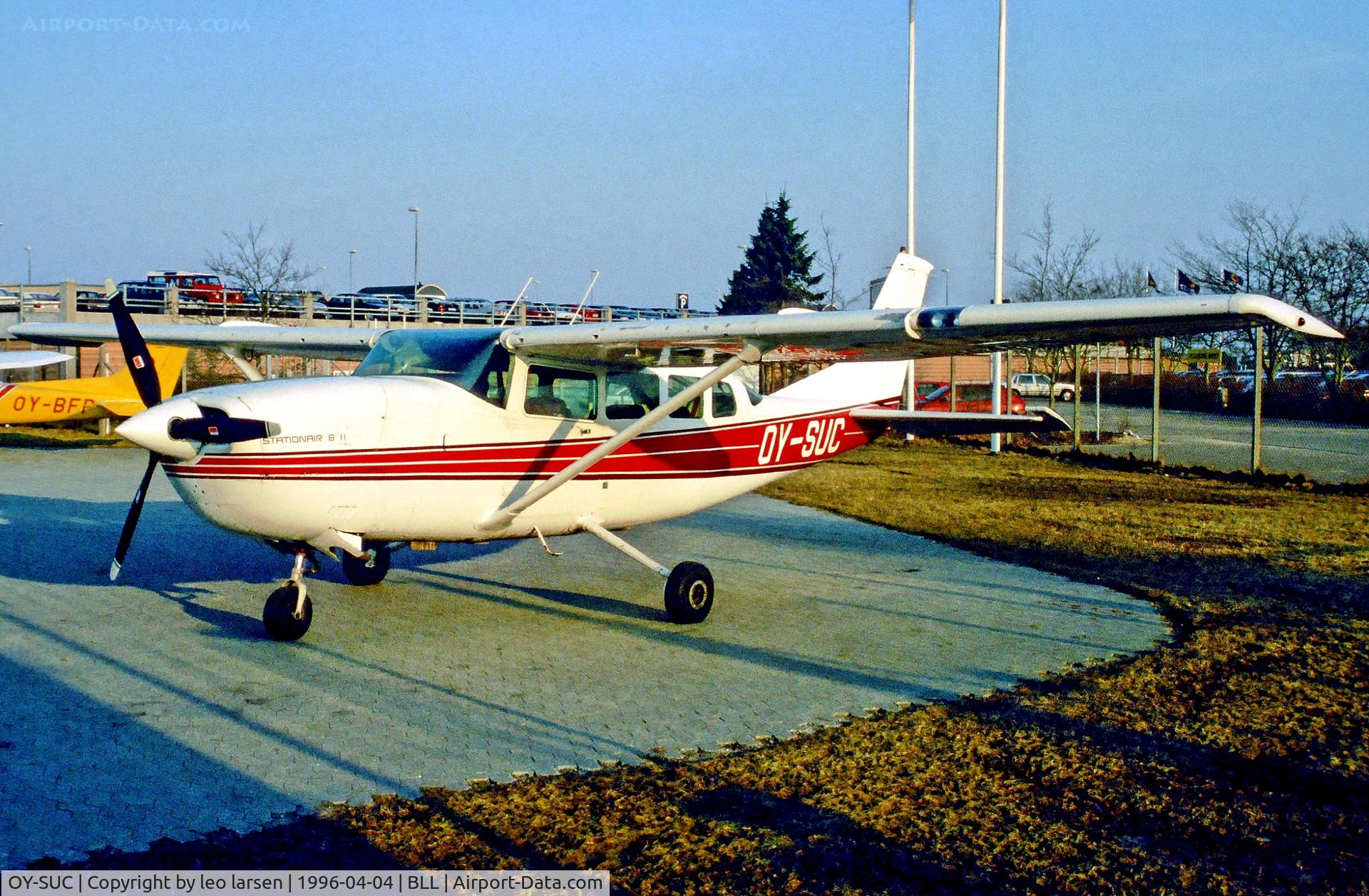 OY-SUC, Cessna 207A Stationair 8 C/N 20700781, Billund 4.4.1996