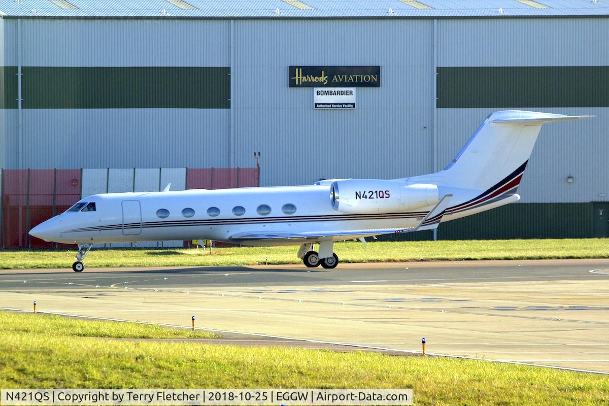 N421QS, 2008 Gulfstream Aerospace GIV-X (G450) C/N 4114, At London-Luton