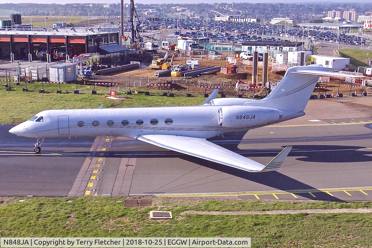 N848JA, 2004 Gulfstream Aerospace GV-SP (G550) C/N 5047, At London-Luton