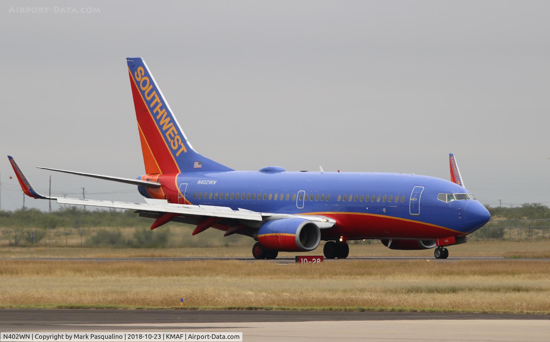 N402WN, 2001 Boeing 737-7H4 C/N 29814, Boeing 737-7H4