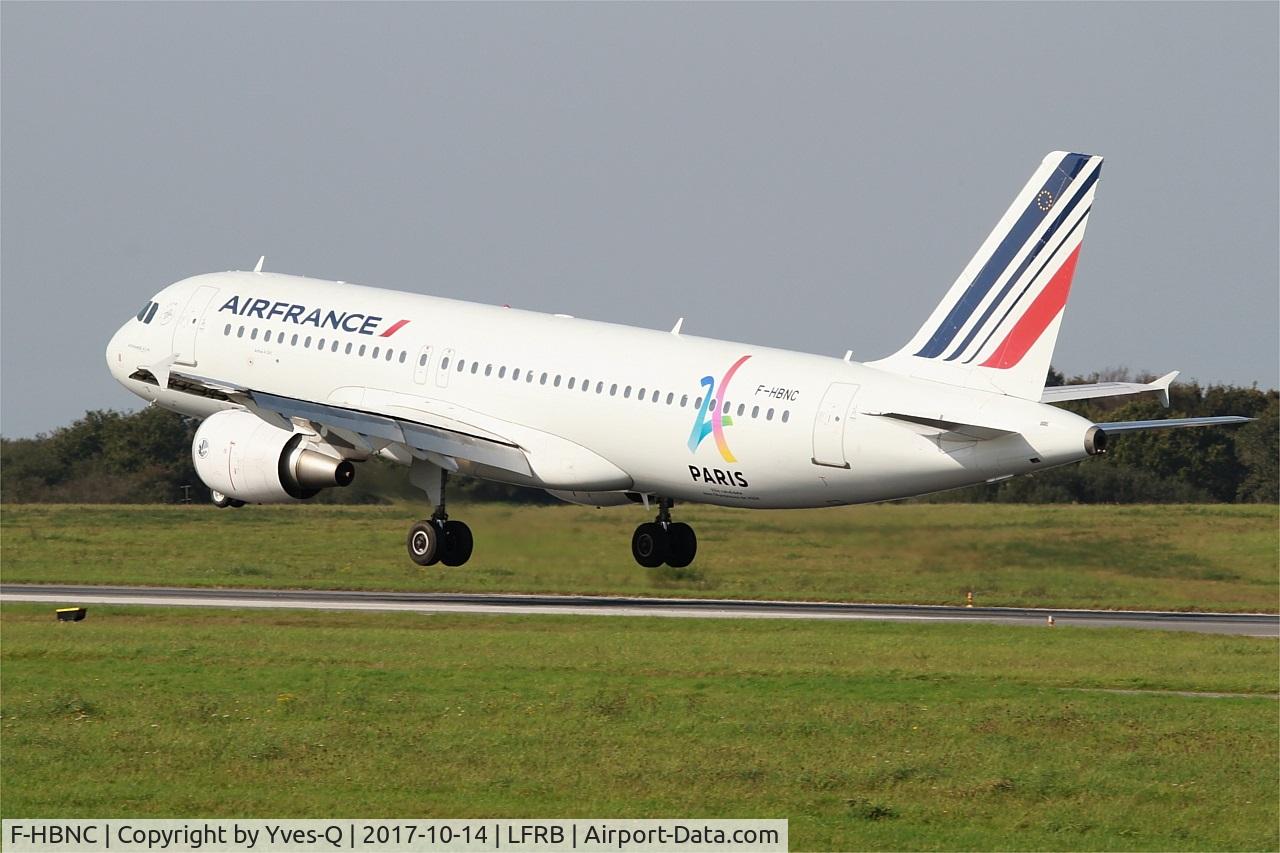 F-HBNC, 2010 Airbus A320-214 C/N 4601, Airbus A320-214, Landing rwy 25L, Brest-Bretagne airport (LFRB-BES)