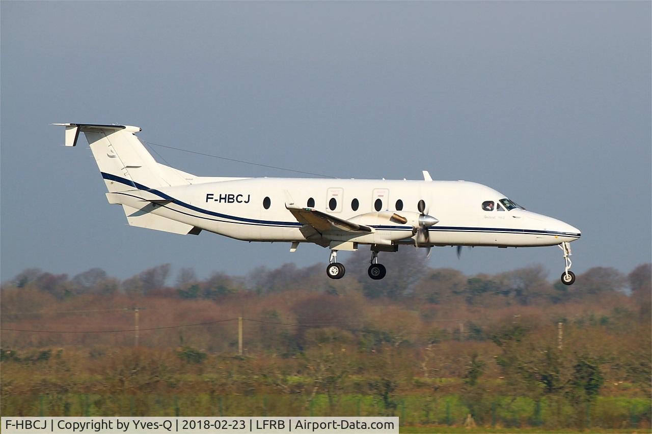 F-HBCJ, 1998 Beech 1900D C/N UE-338, Beech 1900D, On final rwy 07R, Brest-Bretagne airport (LFRB-BES)