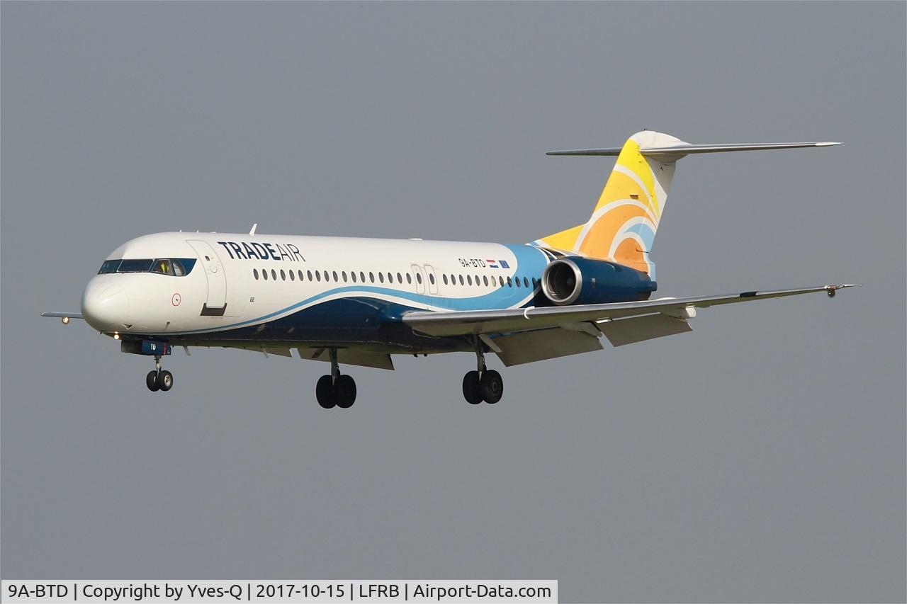 9A-BTD, 1992 Fokker 100 (F-28-0100) C/N 11407, Fokker 100, Short approach rwy 25L, Brest-Bretagne airport (LFRB-BES)
