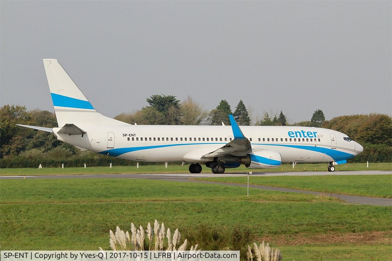 SP-ENT, 2000 Boeing 737-8AS C/N 29926, Boeing 737-8AS, Taxiing rwy 25L, Brest-Bretagne airport (LFRB-BES)