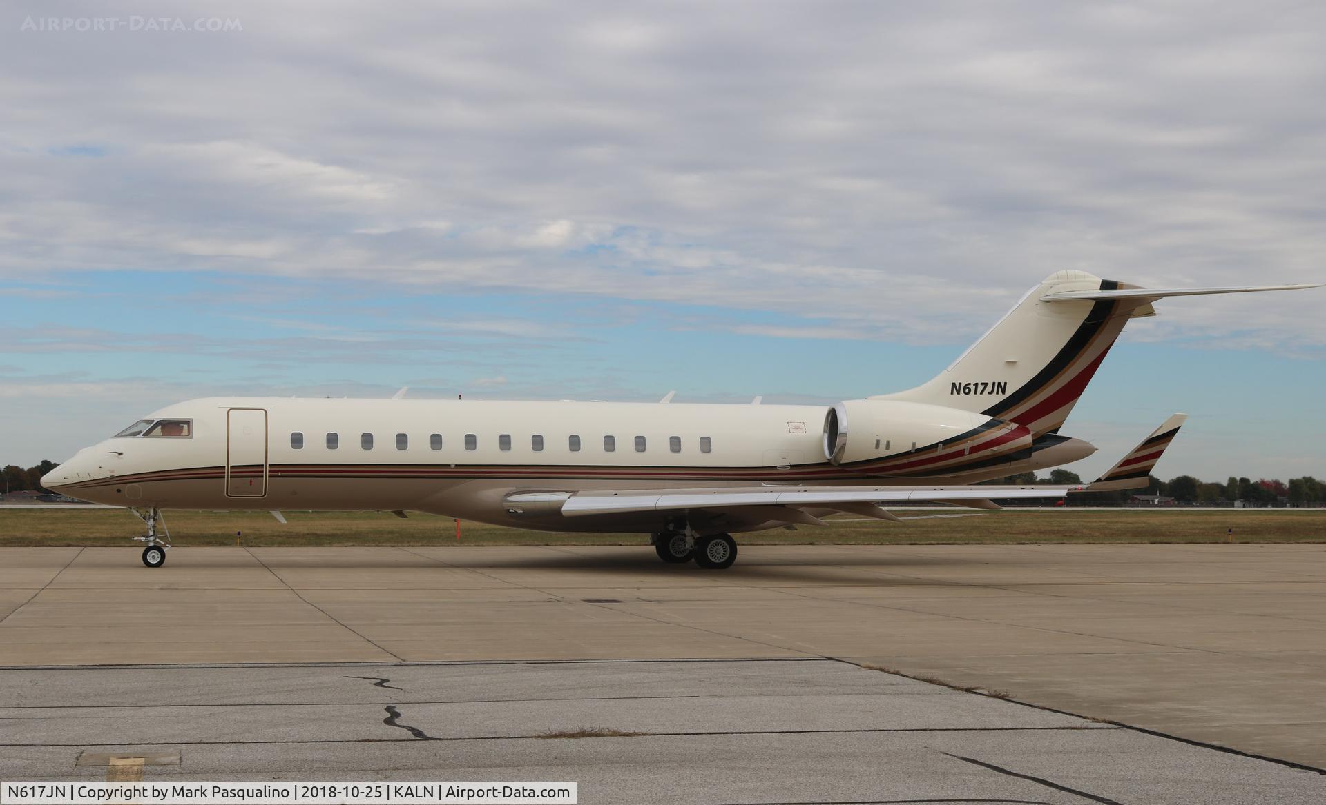 N617JN, 1997 Bombardier BD-700-1A10 Global Express C/N 9004, Global Express