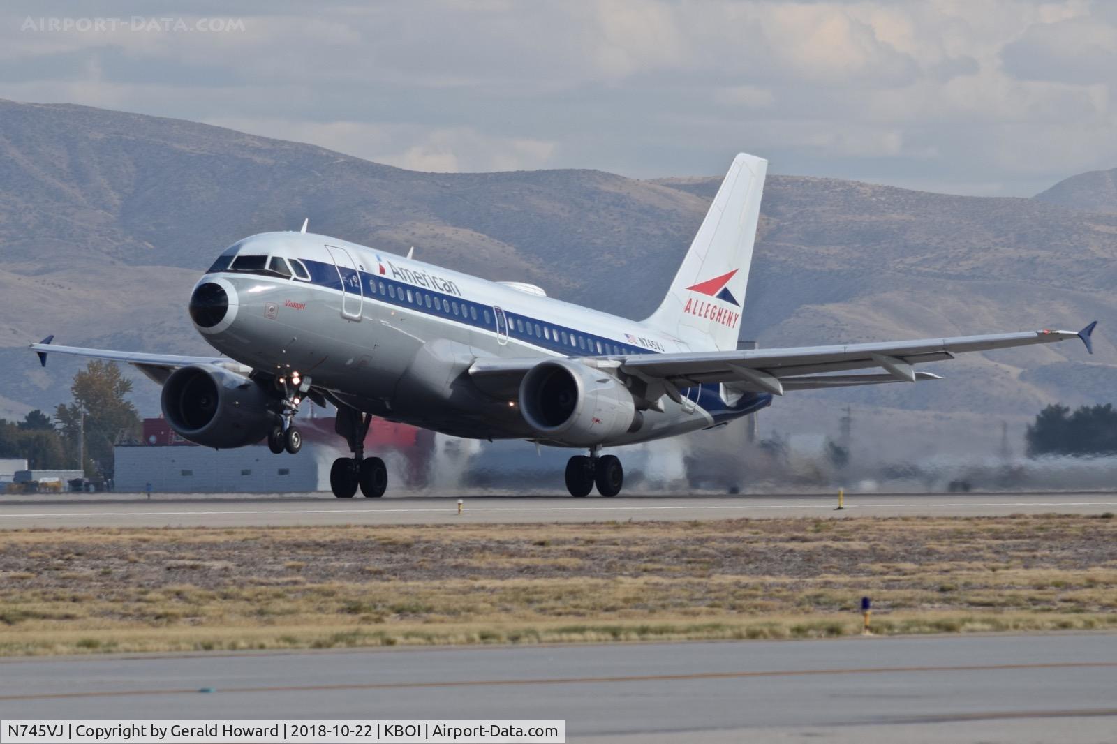 N745VJ, 2000 Airbus A319-112 C/N 1289, Take off from TWY 28L.