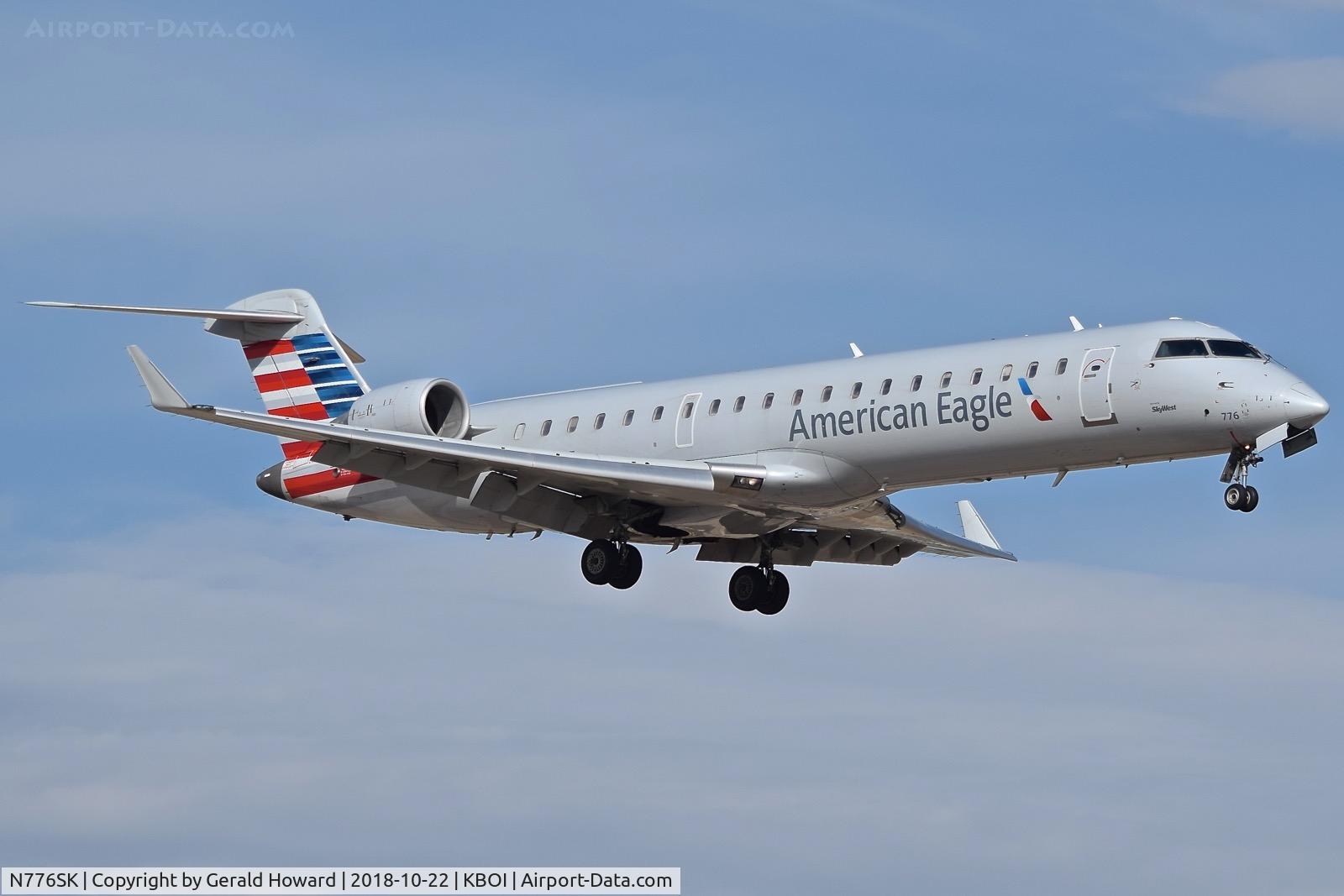 N776SK, 2006 Bombardier CRJ-700 (CL-600-2C10) Regional Jet C/N 10241, Landing RWY 10R.