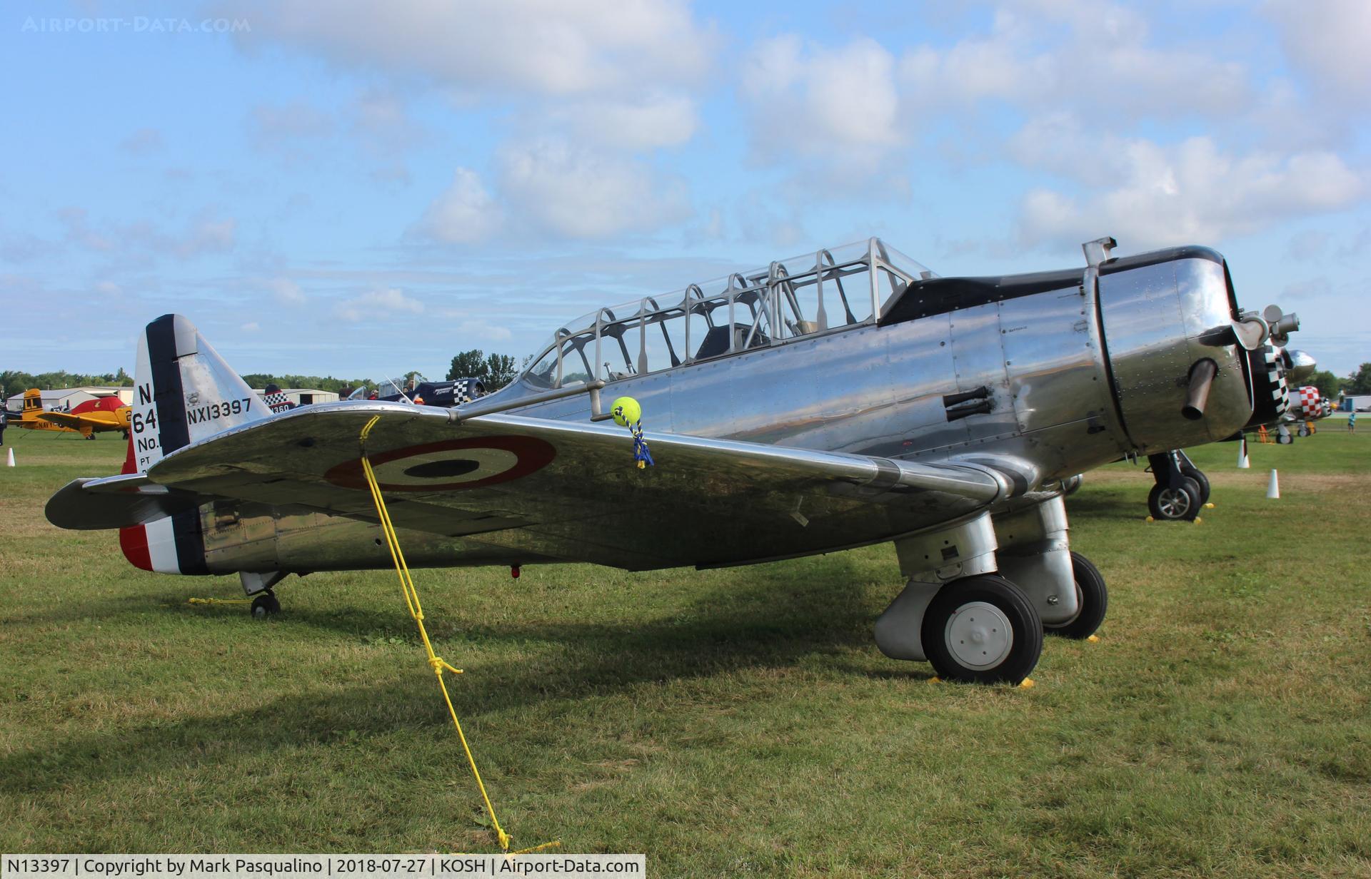 N13397, 1940 North American NA-64 C/N 64-2033, North American NA-64