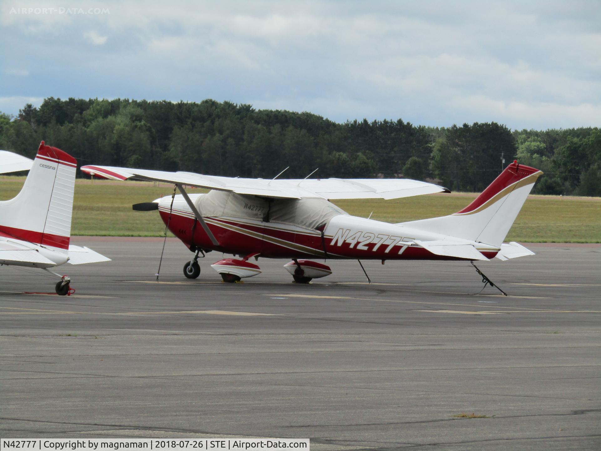 N42777, 1968 Cessna 182L Skylane C/N 18259185, 50 yr old cesspit