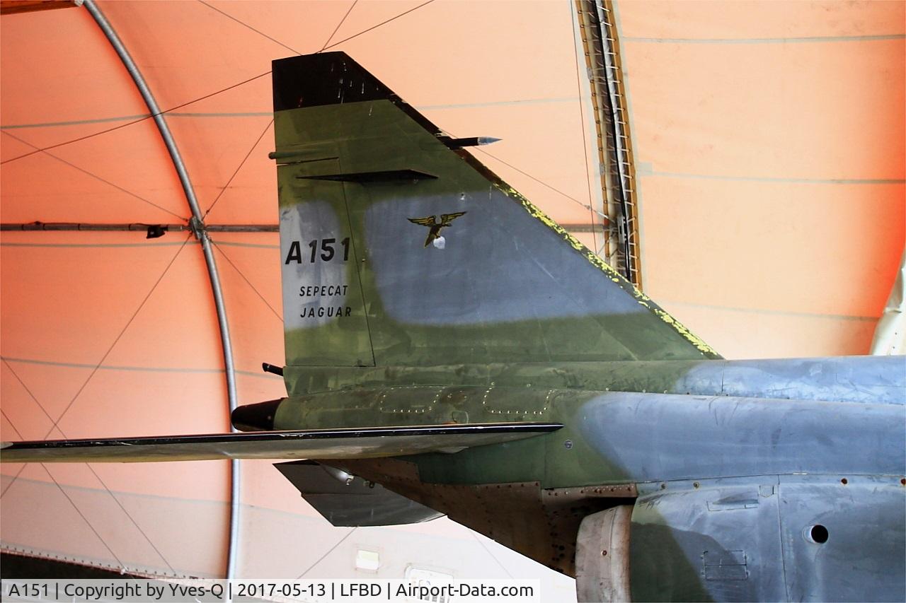 A151, Sepecat Jaguar A C/N A151, Sepecat Jaguar A, Tail unit close up view, Bordeaux-Mérignac Air Base 106 (LFBD-BOD)