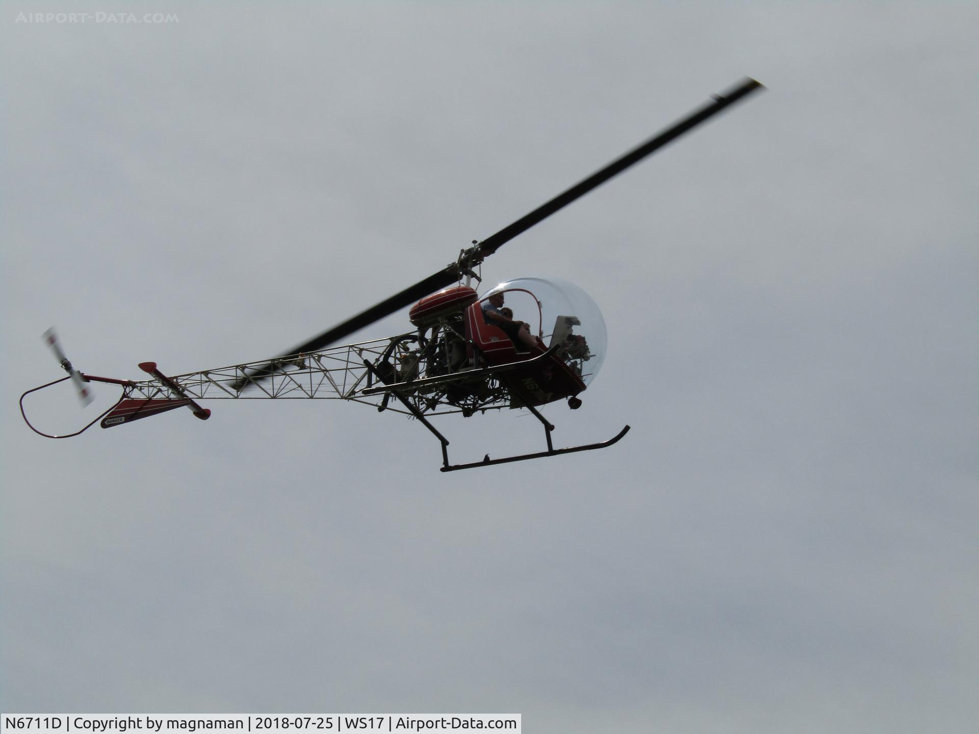 N6711D, 1958 Bell 47G-2 C/N 2192, landing at pioneer