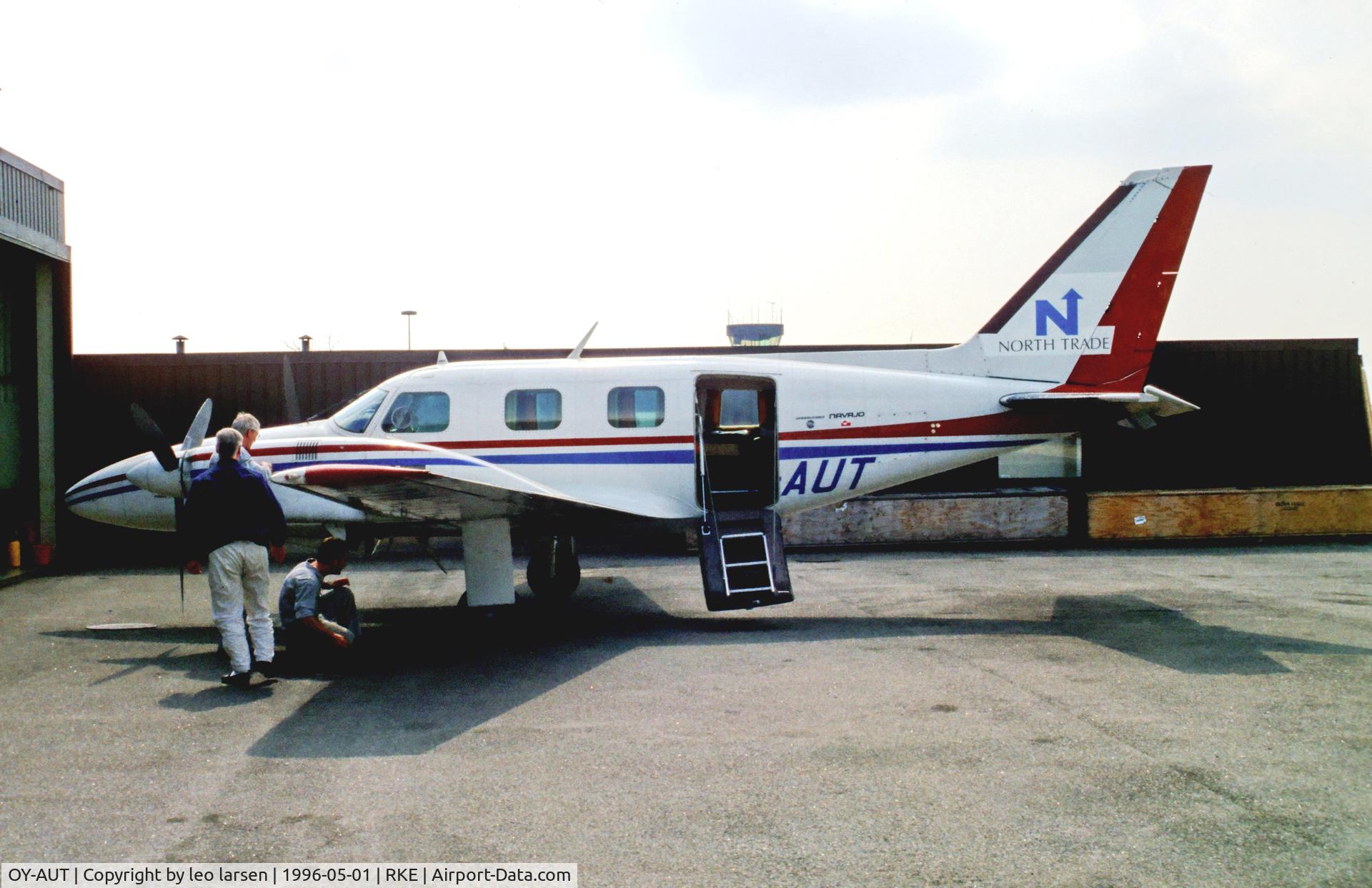 OY-AUT, 1973 Piper PA-31P Pressurised Navajo Navajo C/N 73-7400183, Roskilde 1.5.1996