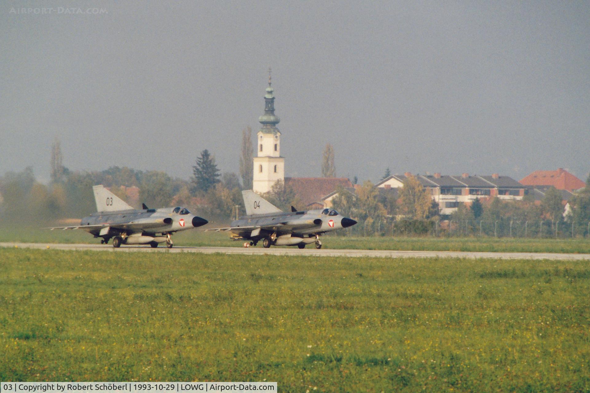 03, Saab J-35Oe MkII Draken C/N 35-1403, 03 and 04 @ LOWG
