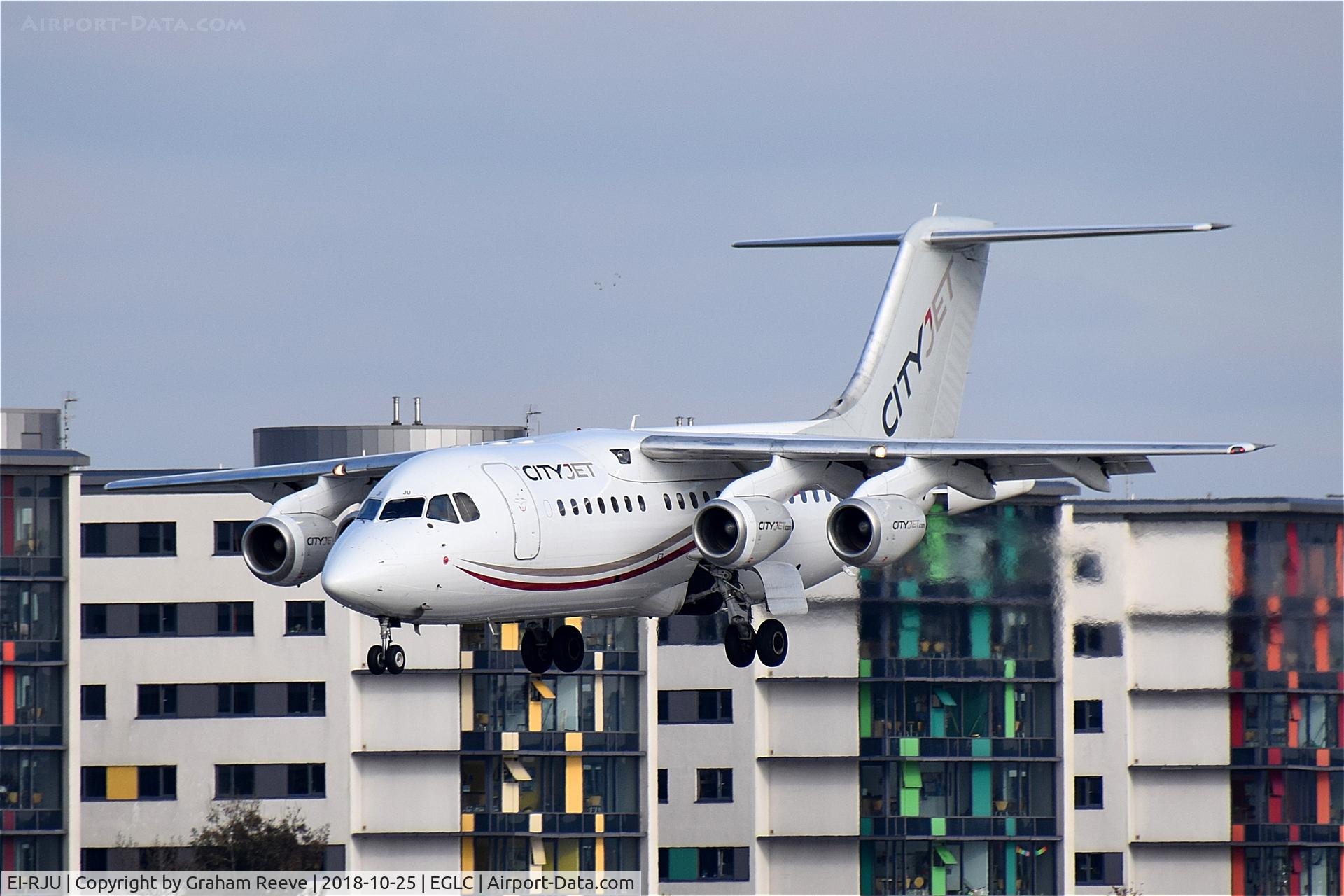 EI-RJU, 2000 British Aerospace Avro 146-RJ85A C/N E2367, Landing at London City Airport.