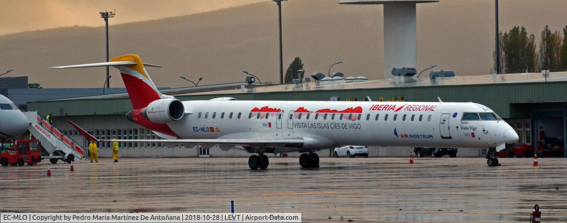 EC-MLO, 2016 Bombardier CRJ-1000 (CL-600-2E25) C/N 19050, Foronda - Vitoria-Gasteiz - Euskadi - España