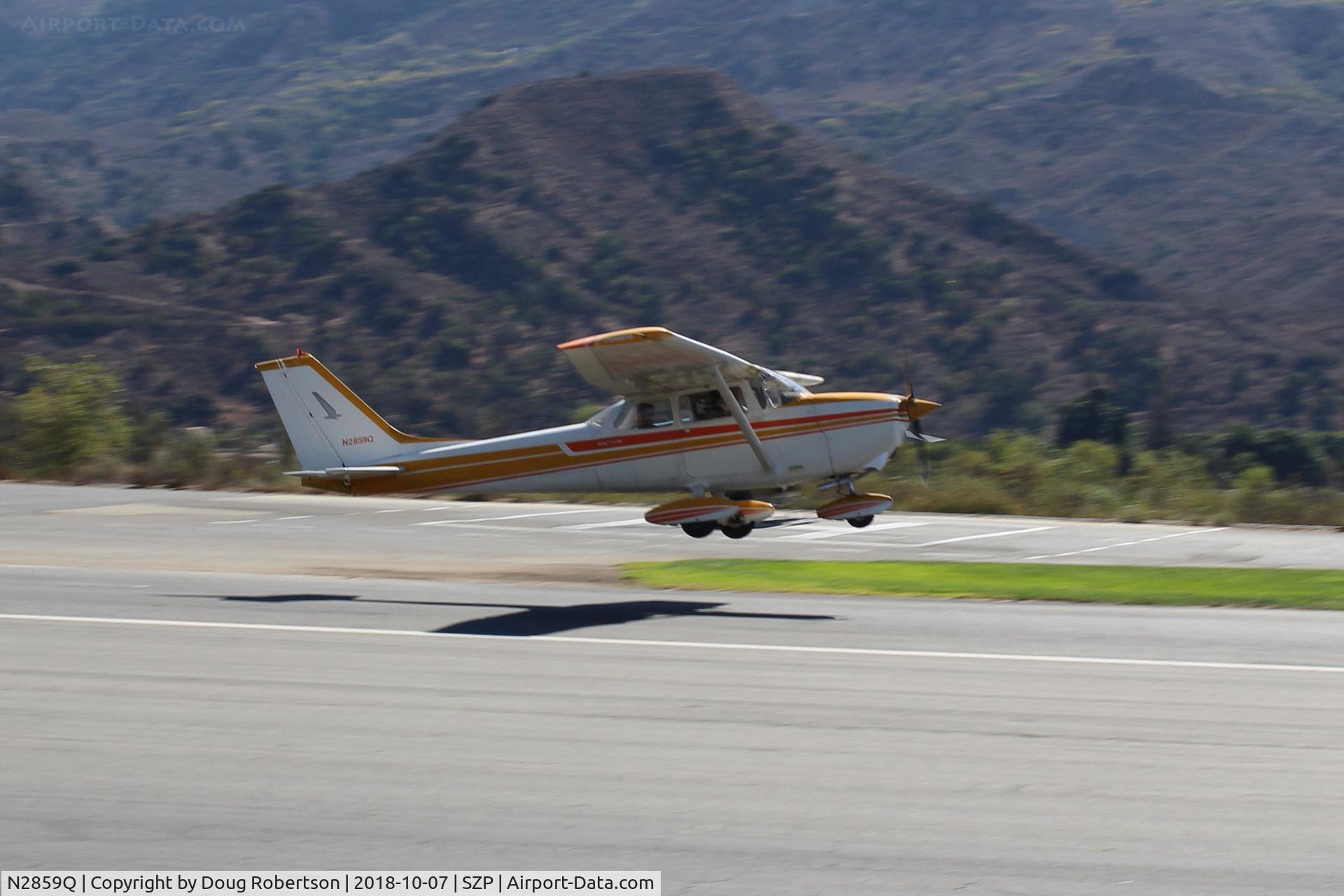 N2859Q, 1971 Cessna 172L C/N 17259859, 1971 Cessna 172L SKYHAWK, Lycoming O-320-E2D  150 HP, landing Rwy 22