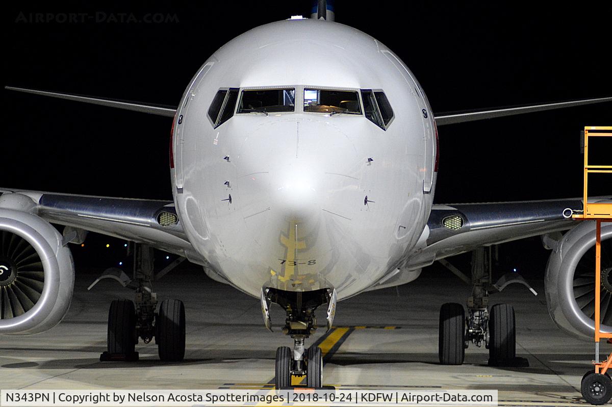 N343PN, 2017 Boeing 737-823 C/N 31270, Overnight storage at F Pad