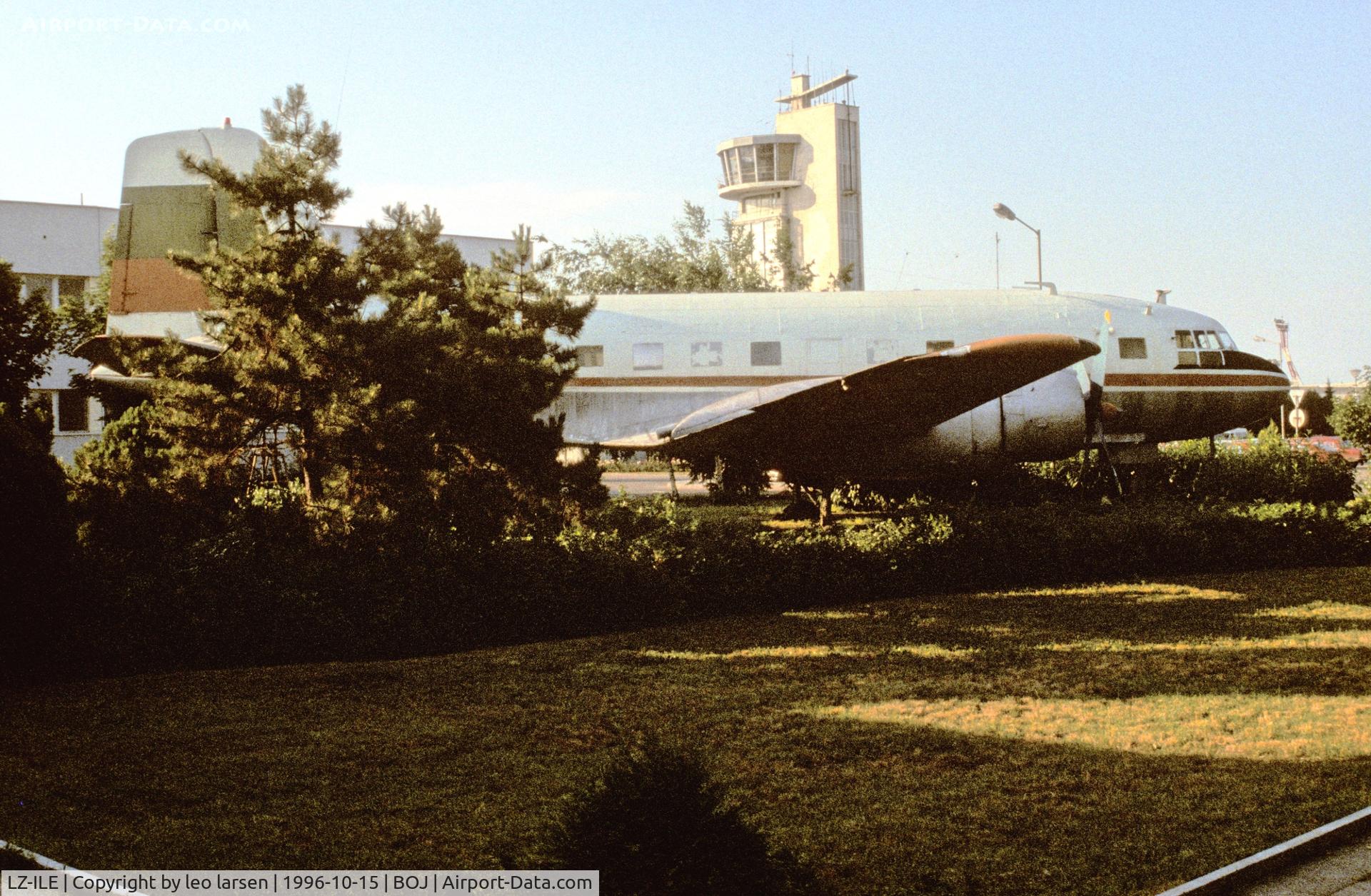 LZ-ILE, 1958 Ilyushin (VEB) Il-14P C/N 14803040, Burgas 15.6.1996