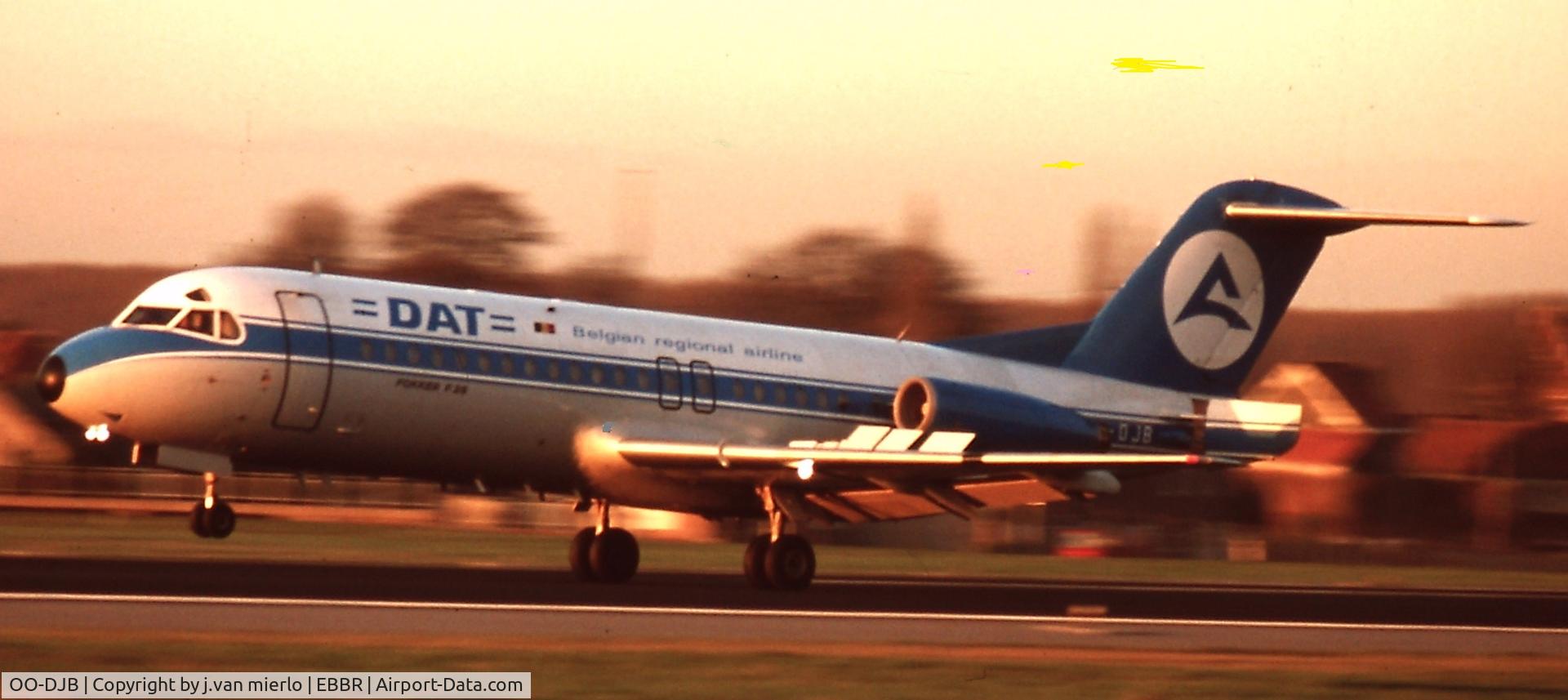OO-DJB, 1982 Fokker F-28-4000 Fellowship C/N 11184, Landing Brussels 25L by sunset