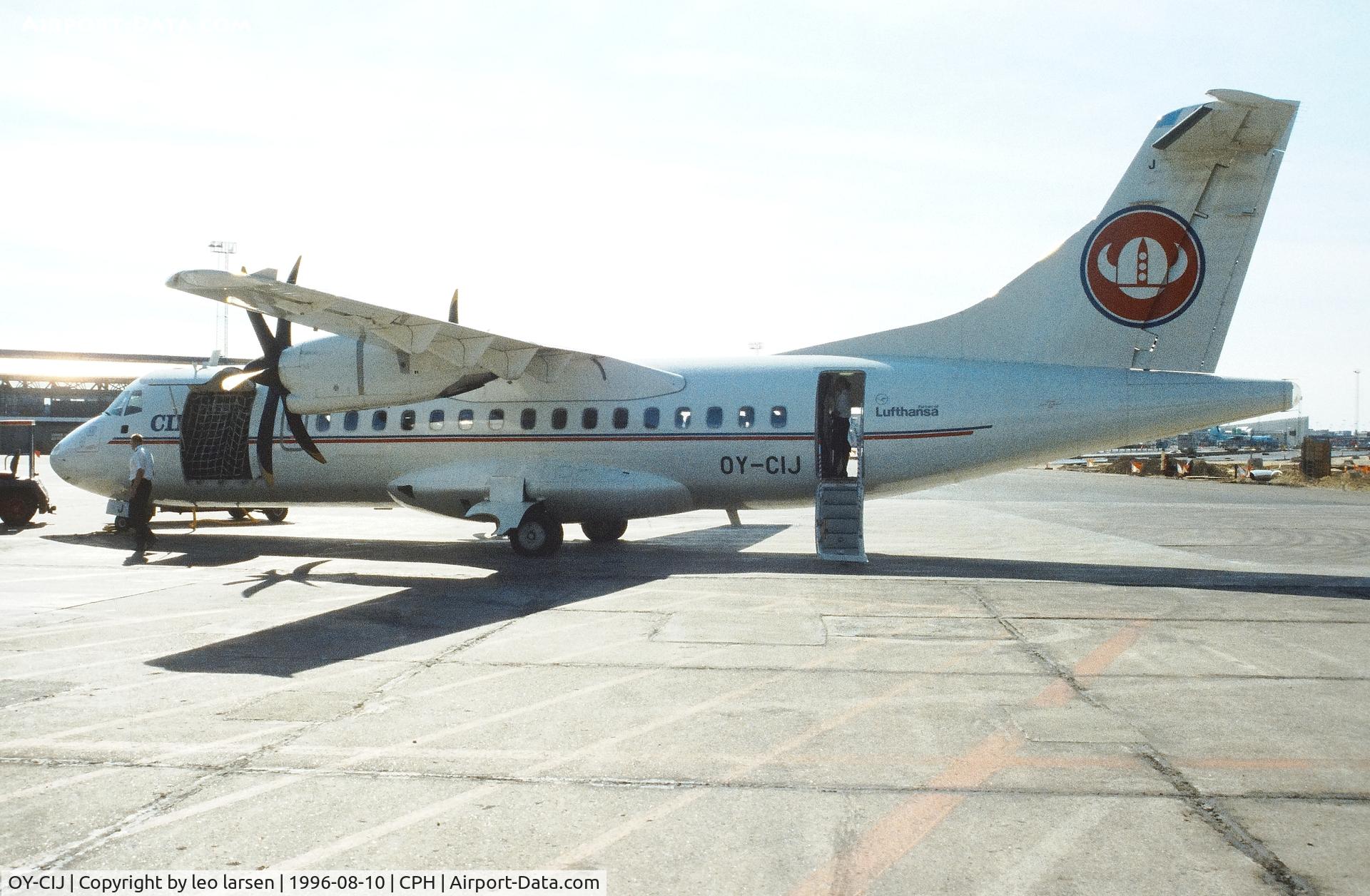 OY-CIJ, 1996 ATR 42-500 C/N 497, Copenhagen 10.8.1996