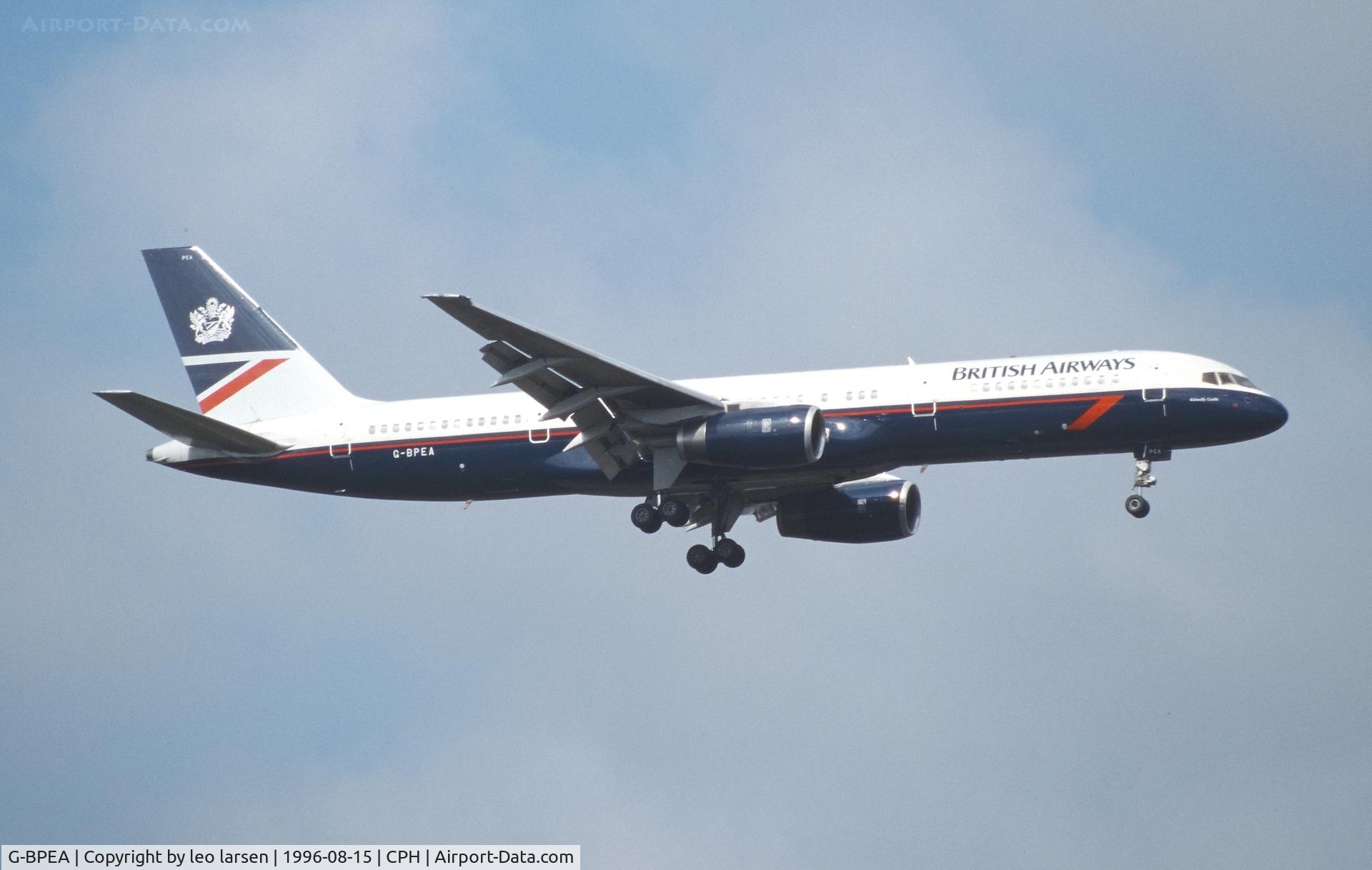 G-BPEA, 1989 Boeing 757-236 C/N 24370, Copenhagen 15.8.1996