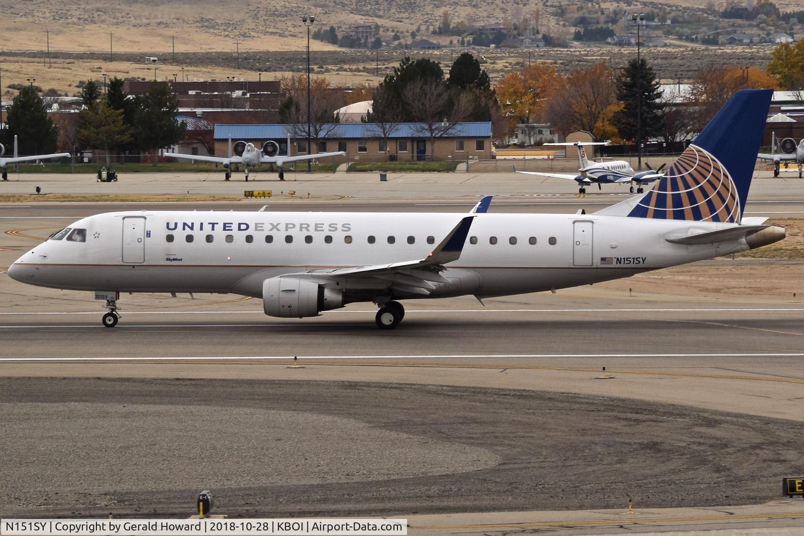 N151SY, 2015 Embraer 175LR (ERJ-170-200LR) C/N 17000503, Take off run on RWY 10L.