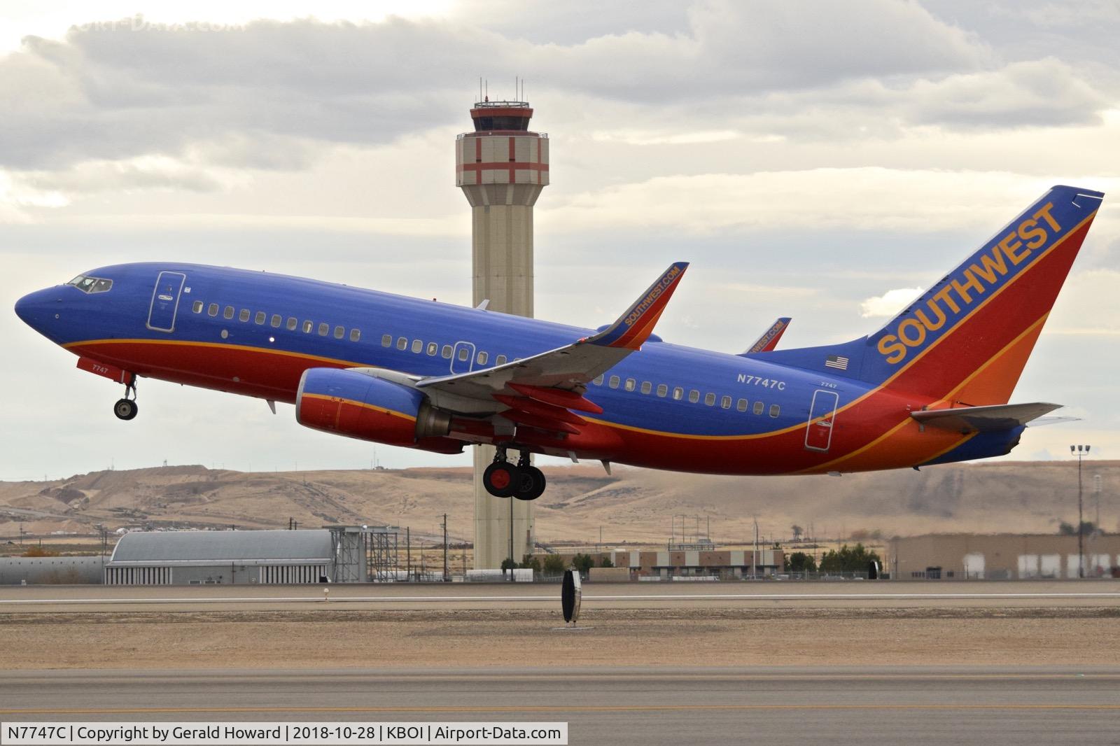 N7747C, 2007 Boeing 737-7BD C/N 36091, Take off from RWY 10L.