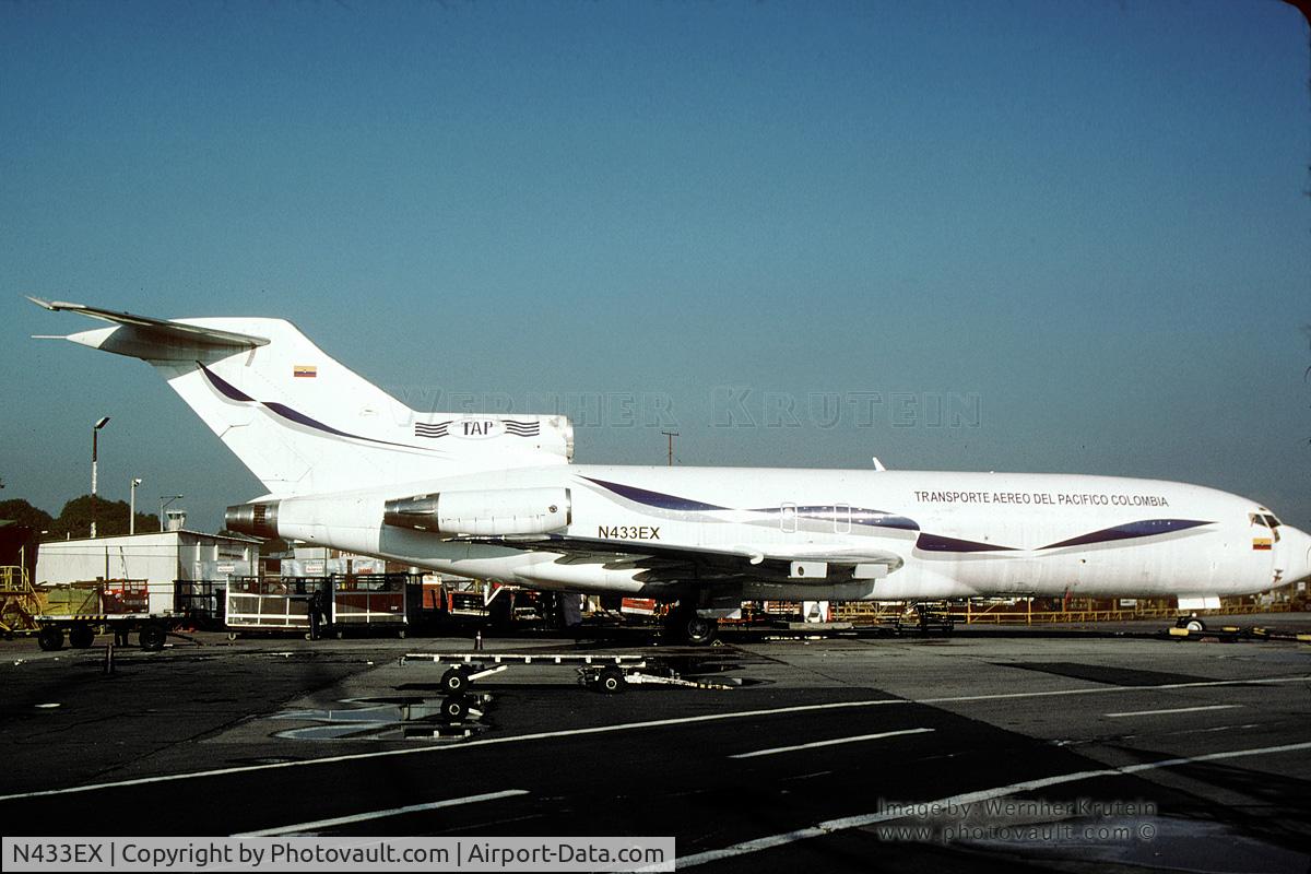 N433EX, 1968 Boeing 727-151C C/N 19868, N433EX on the tarmac in December 2003 as Transporte Aero Del Pacifico Colombia