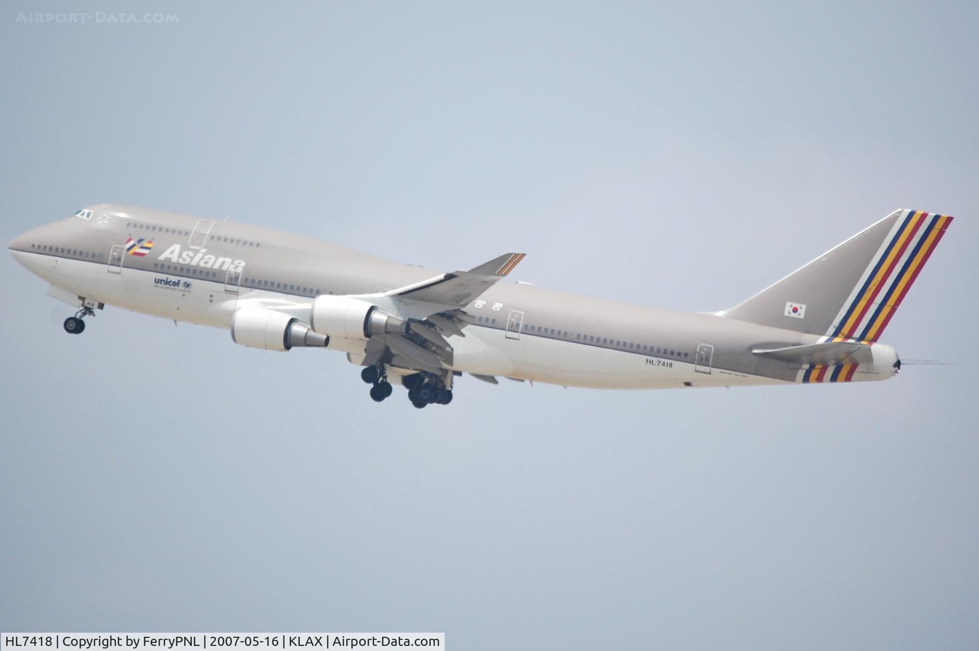 HL7418, 1994 Boeing 747-48E C/N 25780, Asiana B744 departing