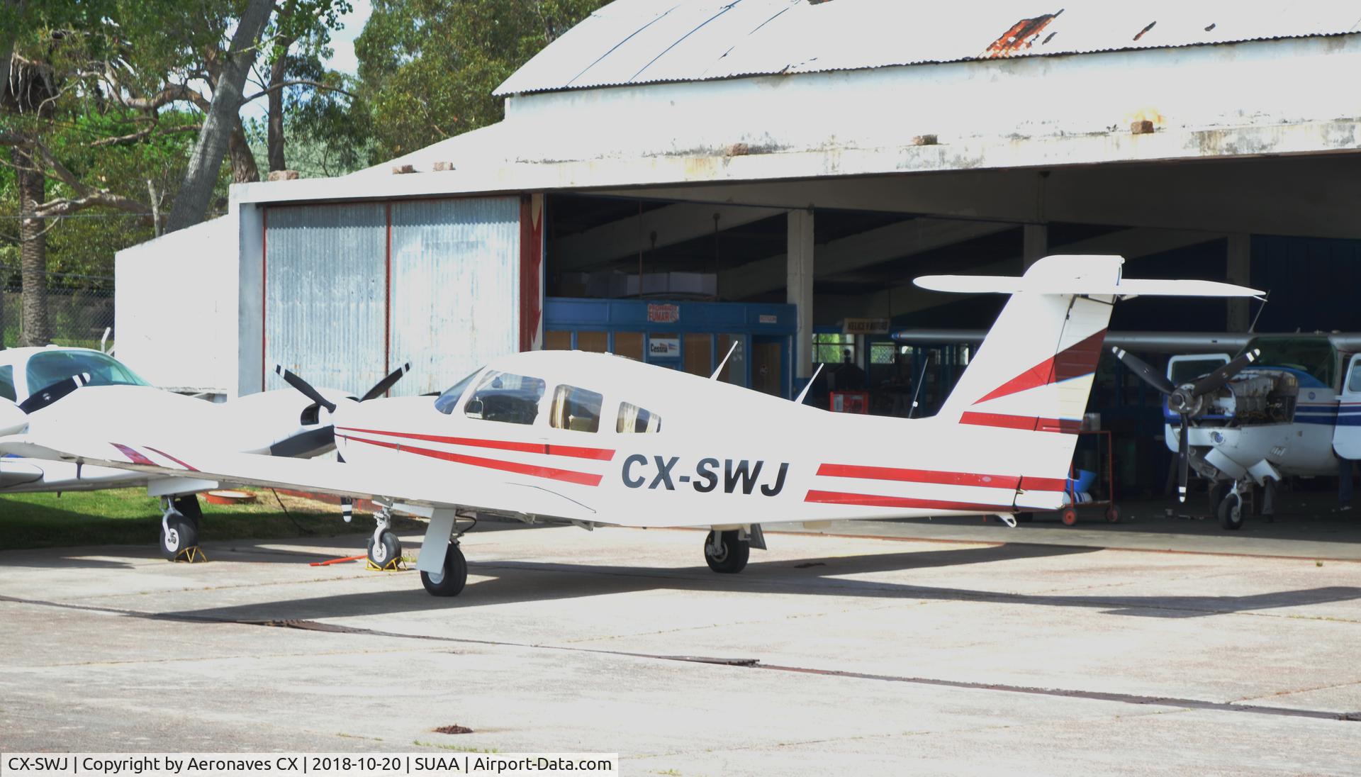 CX-SWJ, 1979 Piper PA-28RT-201 Arrow IV C/N 28R-7918147, En Aeropuerto Int. Ángel S. Adami.