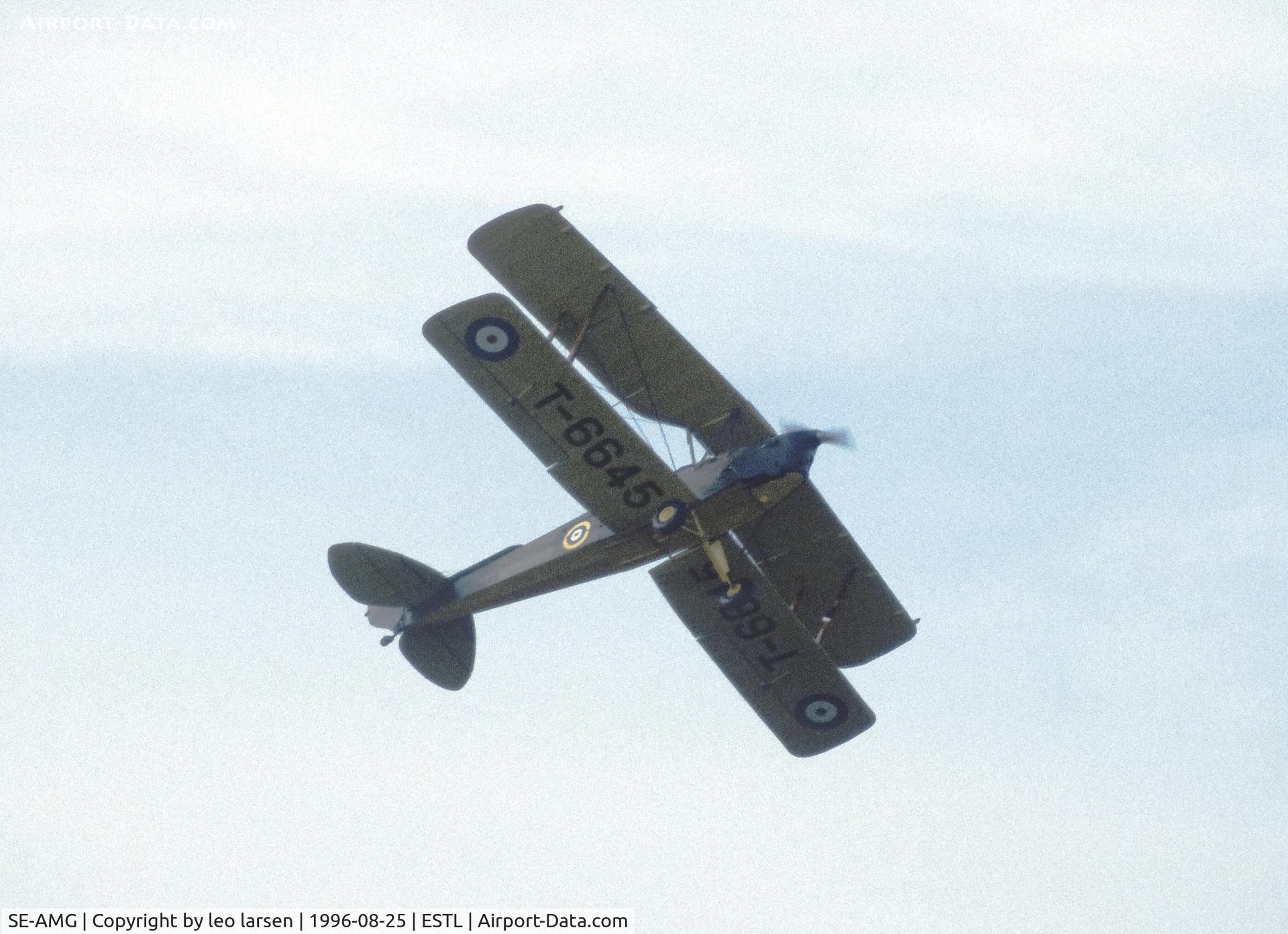SE-AMG, 1940 De Havilland DH-82A Tiger Moth II C/N 84589, Ljungbyhed 25.8.1996
