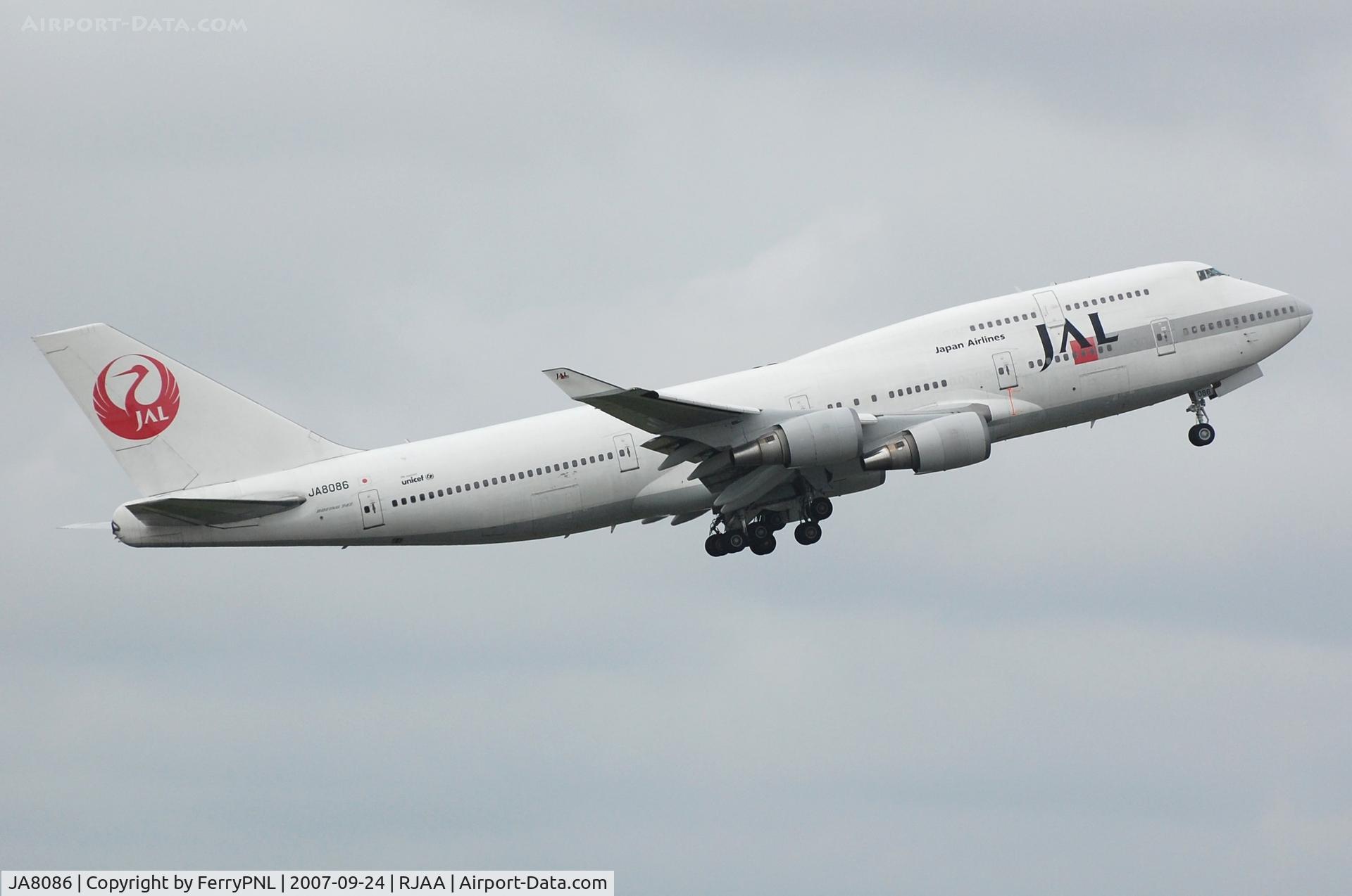 JA8086, 1991 Boeing 747-446 C/N 25308, JAL B744 taking-off.