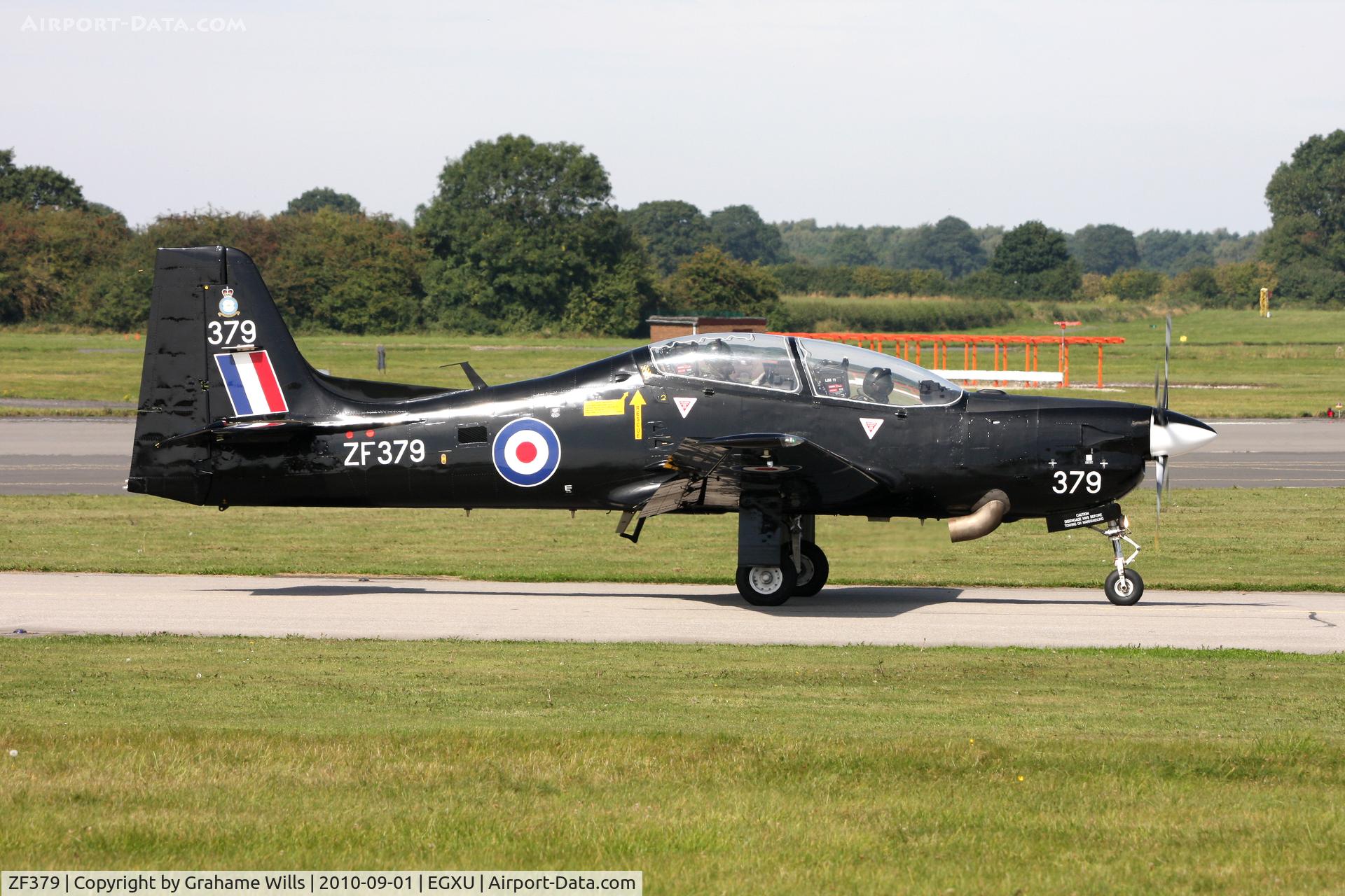 ZF379, 1992 Short S-312 Tucano T1 C/N S122/T93, Shorts Tucano T1 ZF379 1 FTS RAF, Linton-on-Ouse 1/9/10