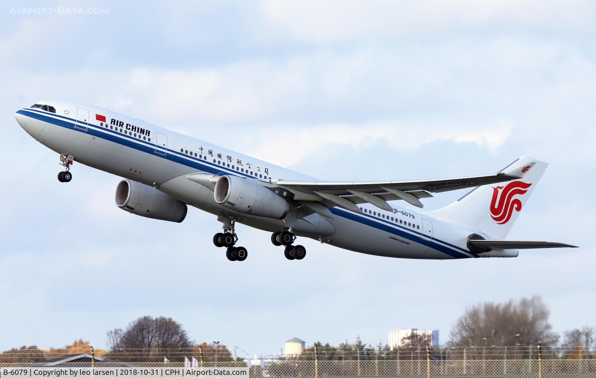 B-6079, 2006 Airbus A330-243 C/N 810, Copenhagen 31.10.2018