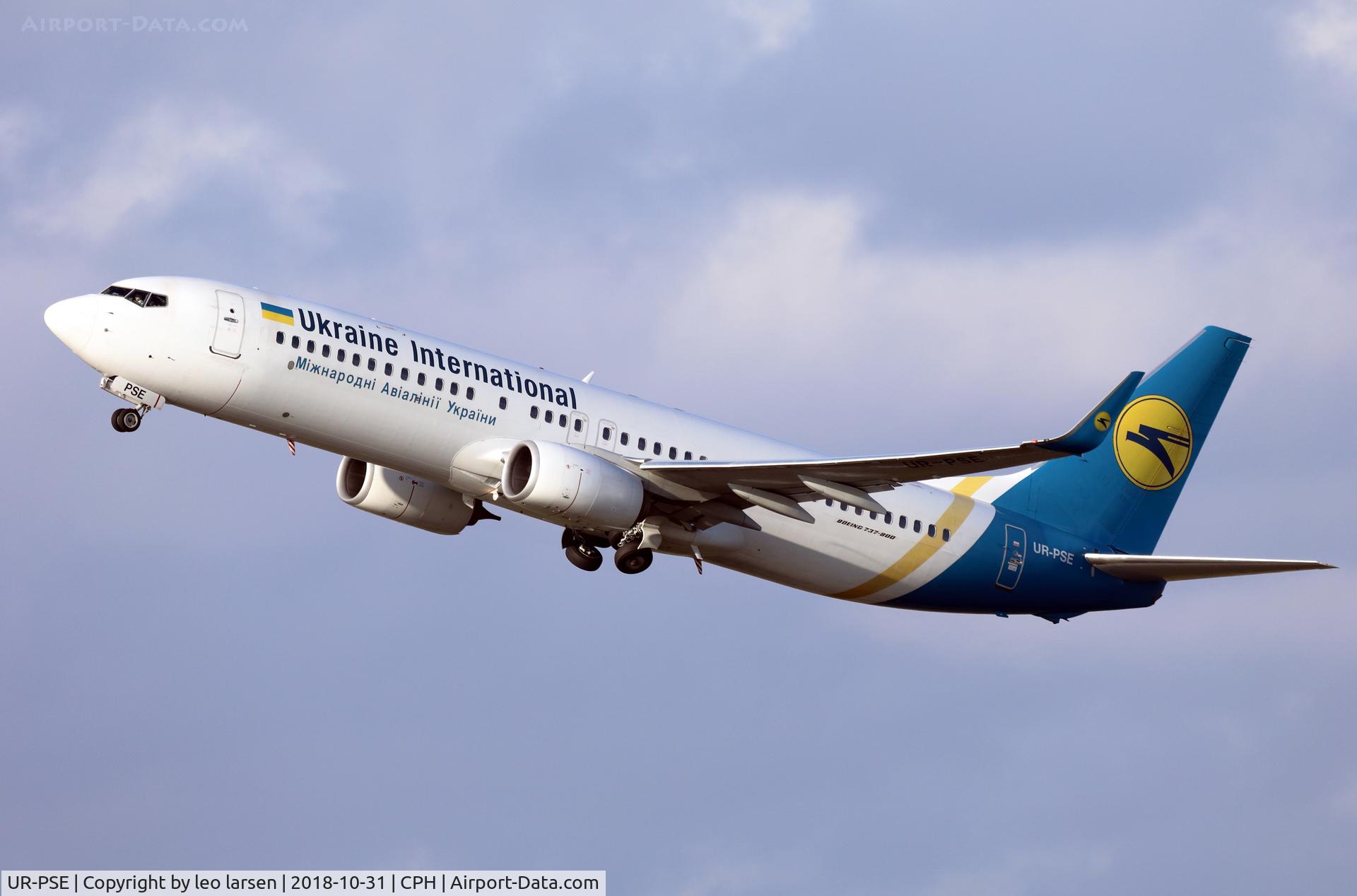 UR-PSE, 2012 Boeing 737-84R C/N 38119, Copenhagen 31.10.2018