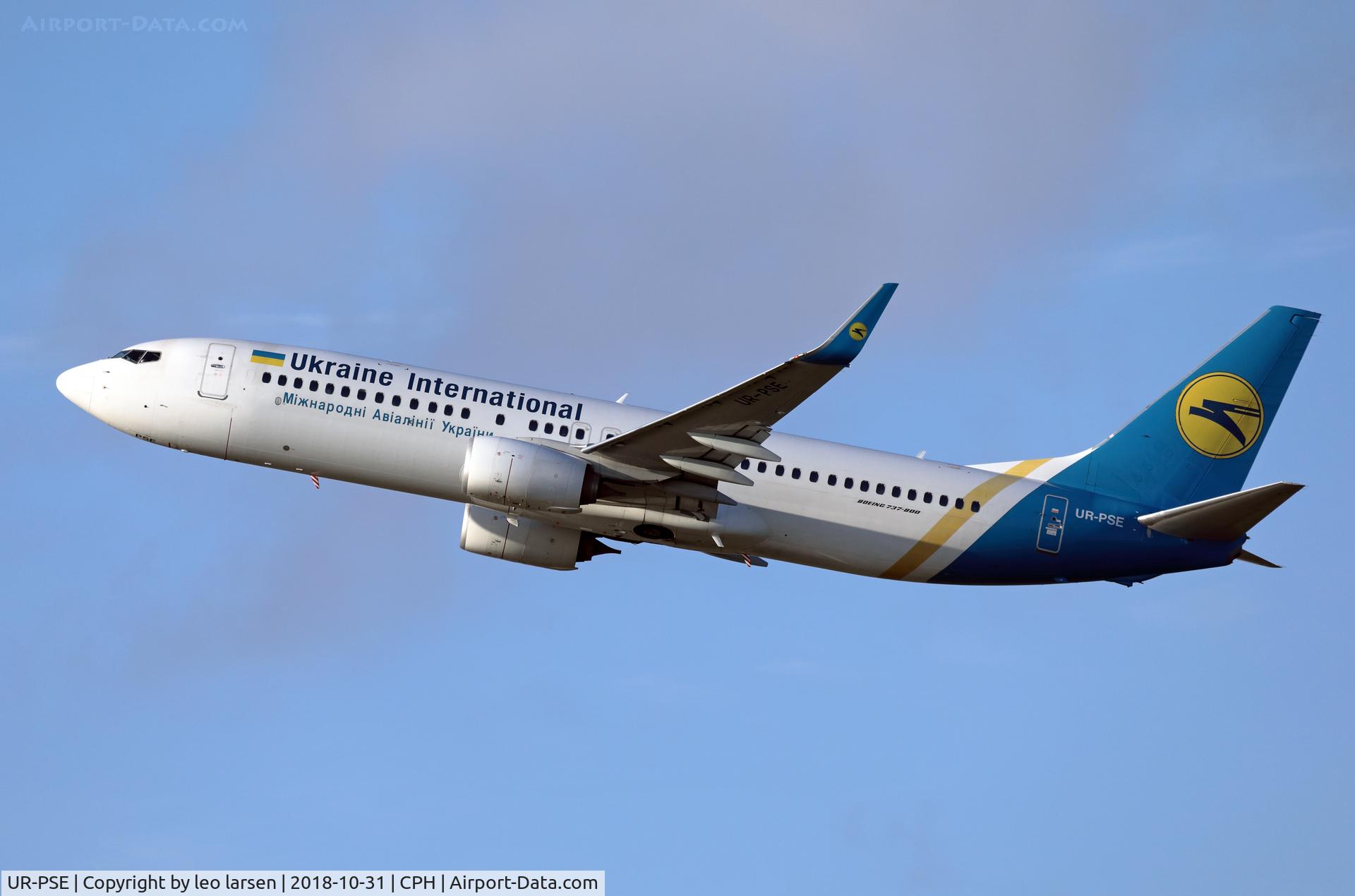 UR-PSE, 2012 Boeing 737-84R C/N 38119, Copenhagen 31.10.2018