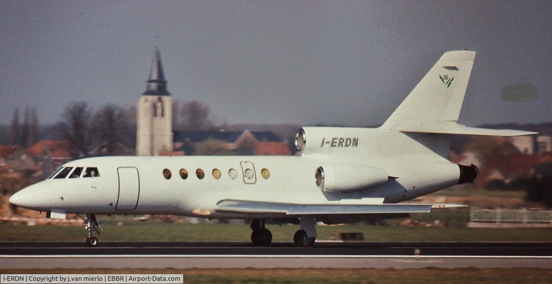 I-ERDN, 1981 Dassault Falcon 50 C/N 048, Landing Bussels 25L