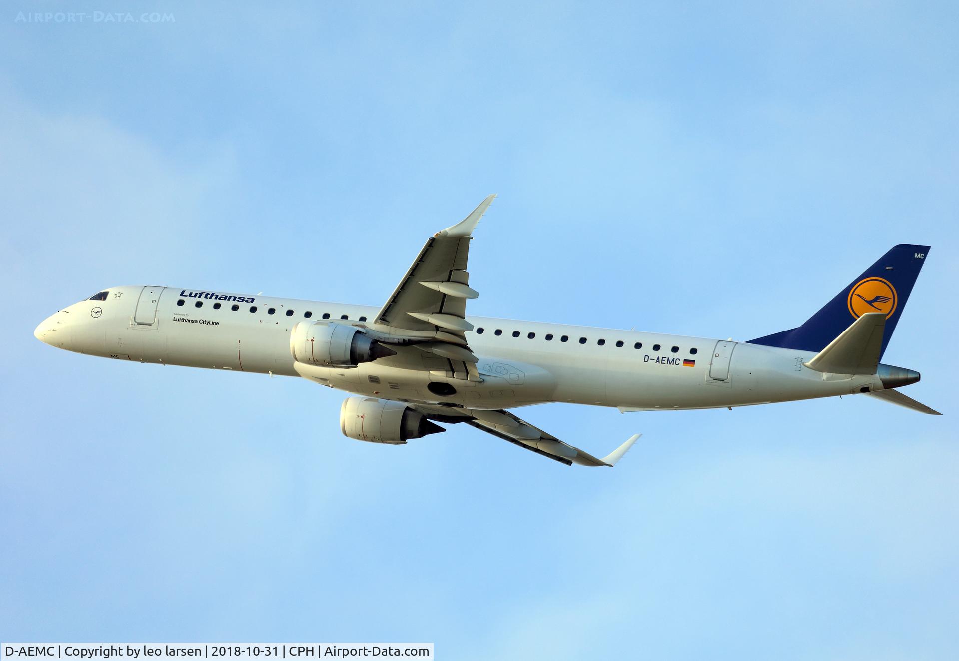 D-AEMC, 2009 Embraer 195LR (ERJ-190-200LR) C/N 19000300, Copenhagen 31.10.2018